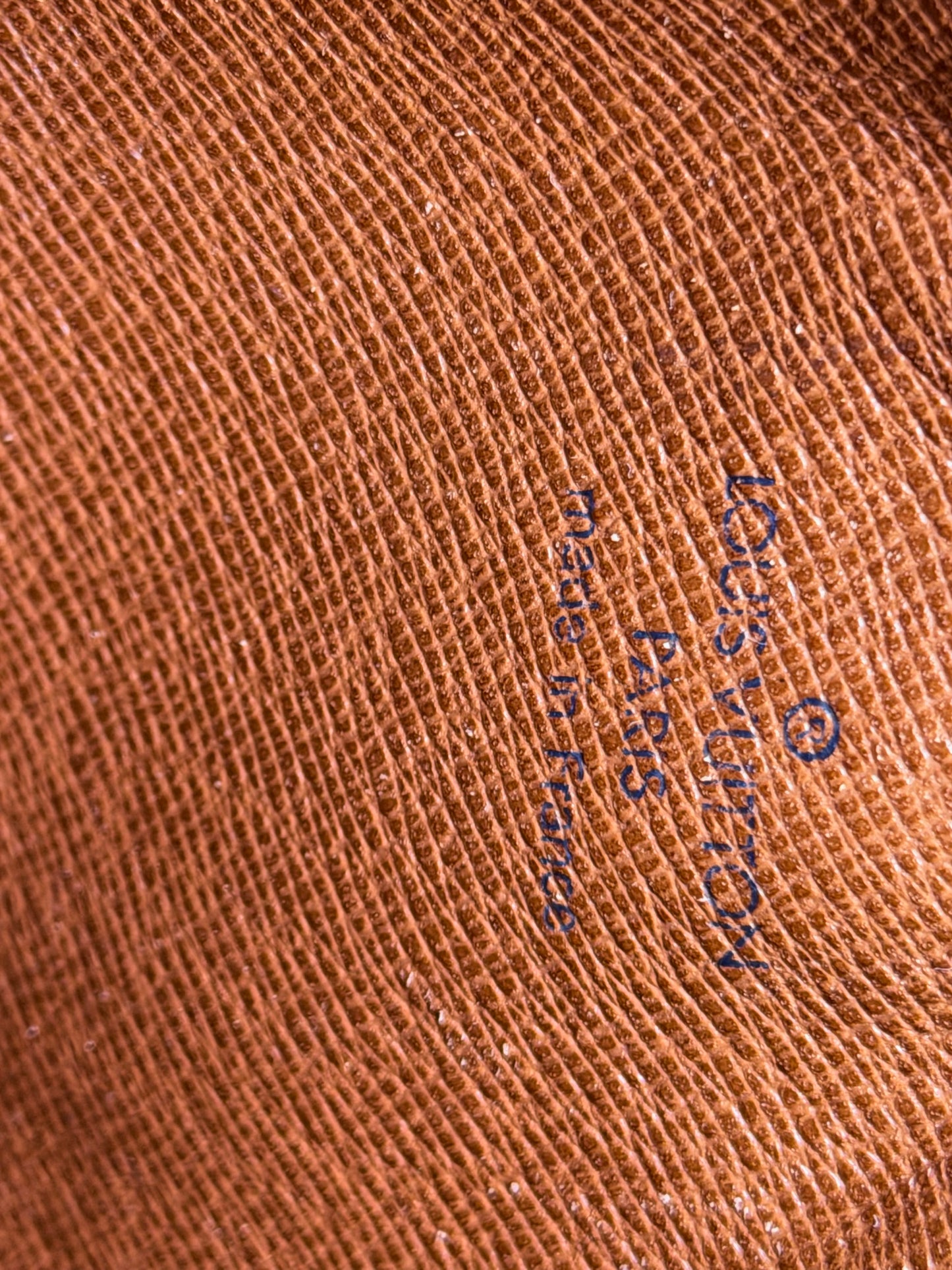 Louis Vuitton Saint Germain 27