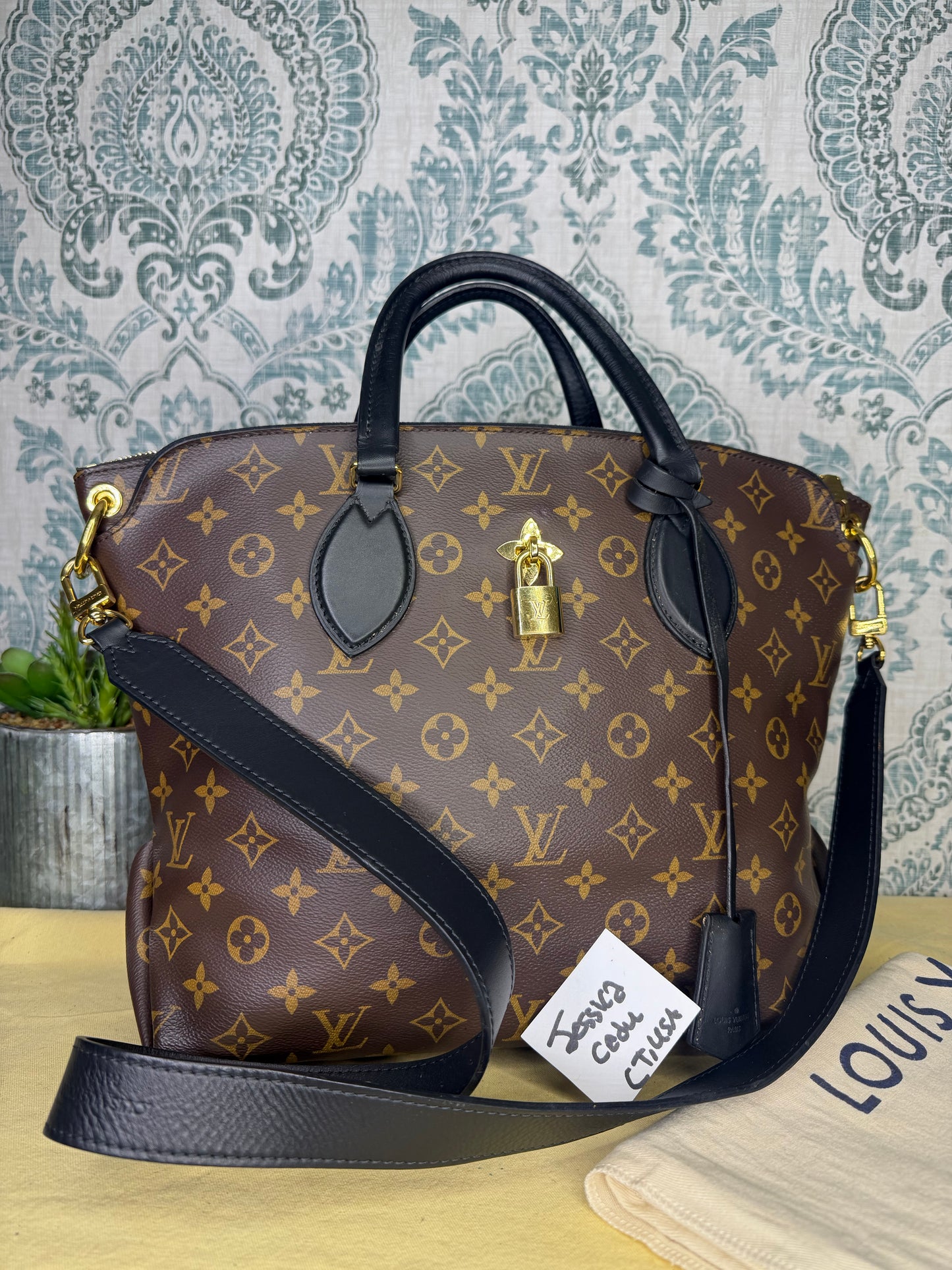 Louis Vuitton Flower Zipped Tote MM Black