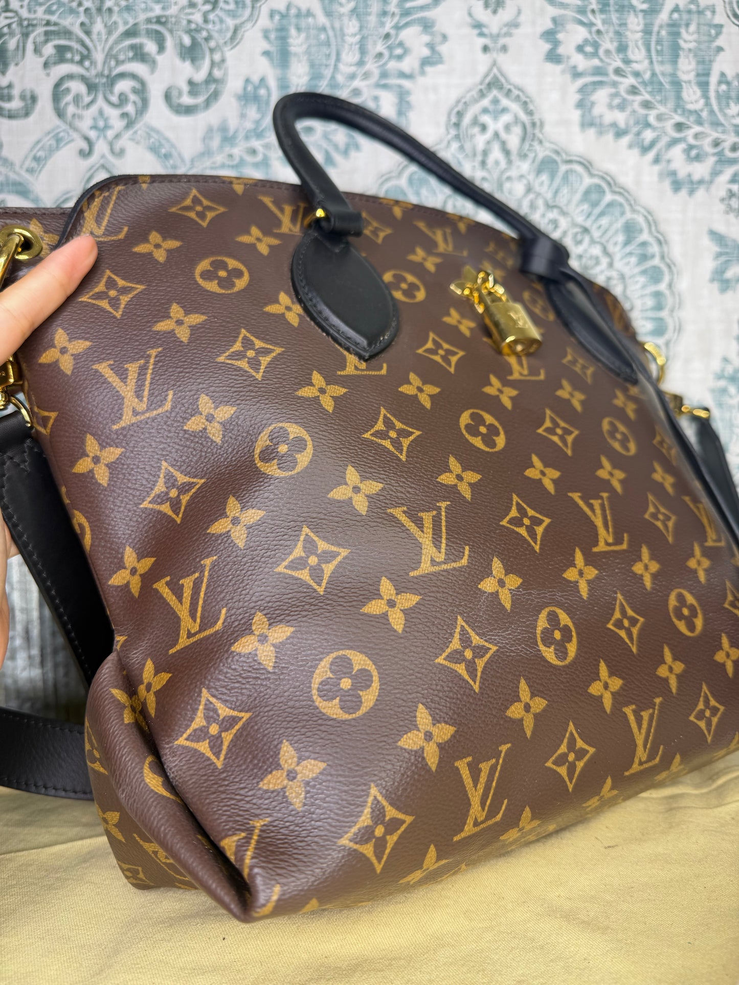 Louis Vuitton Flower Zipped Tote MM Black