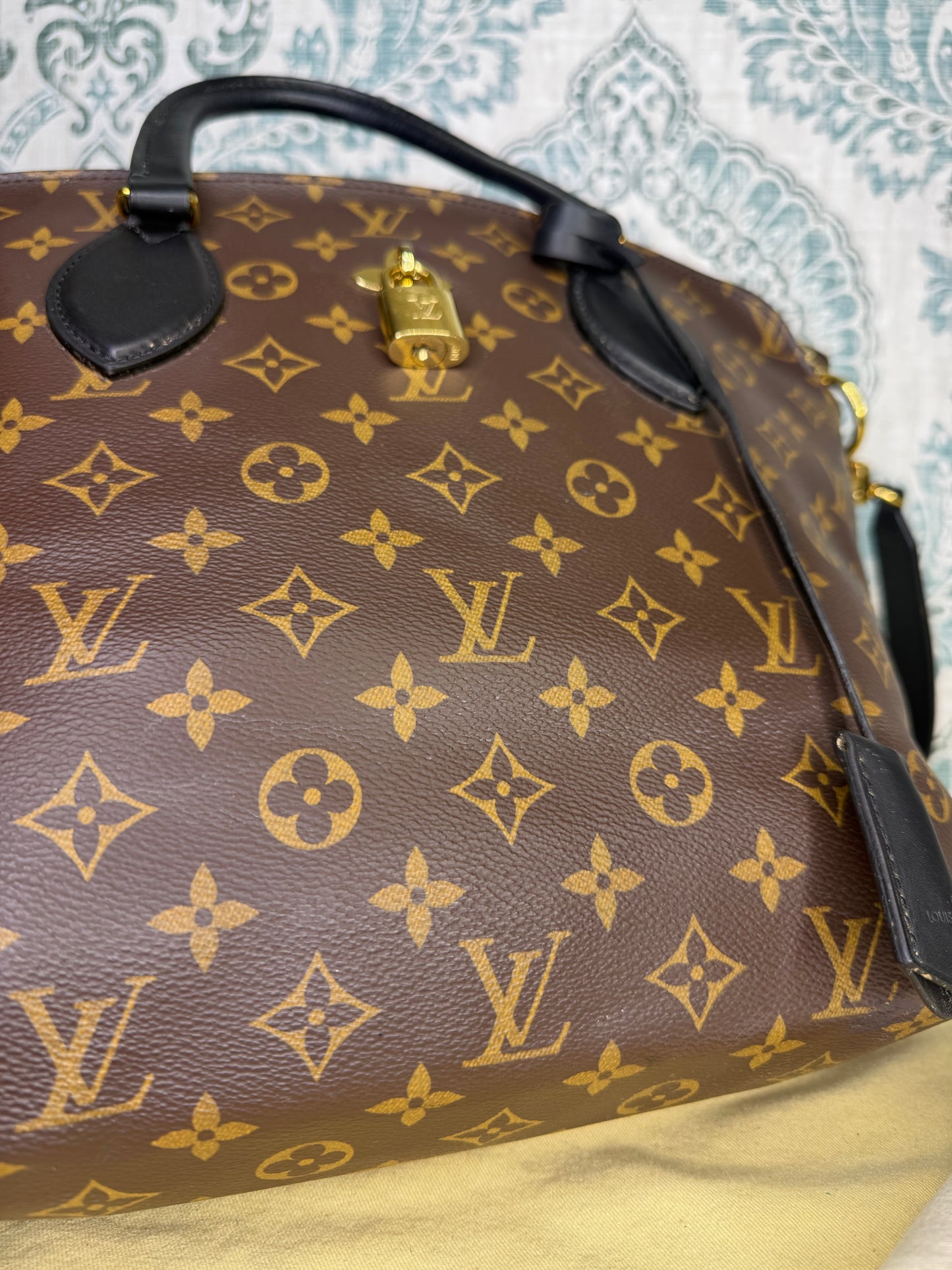 Louis Vuitton Flower Zipped Tote MM Black
