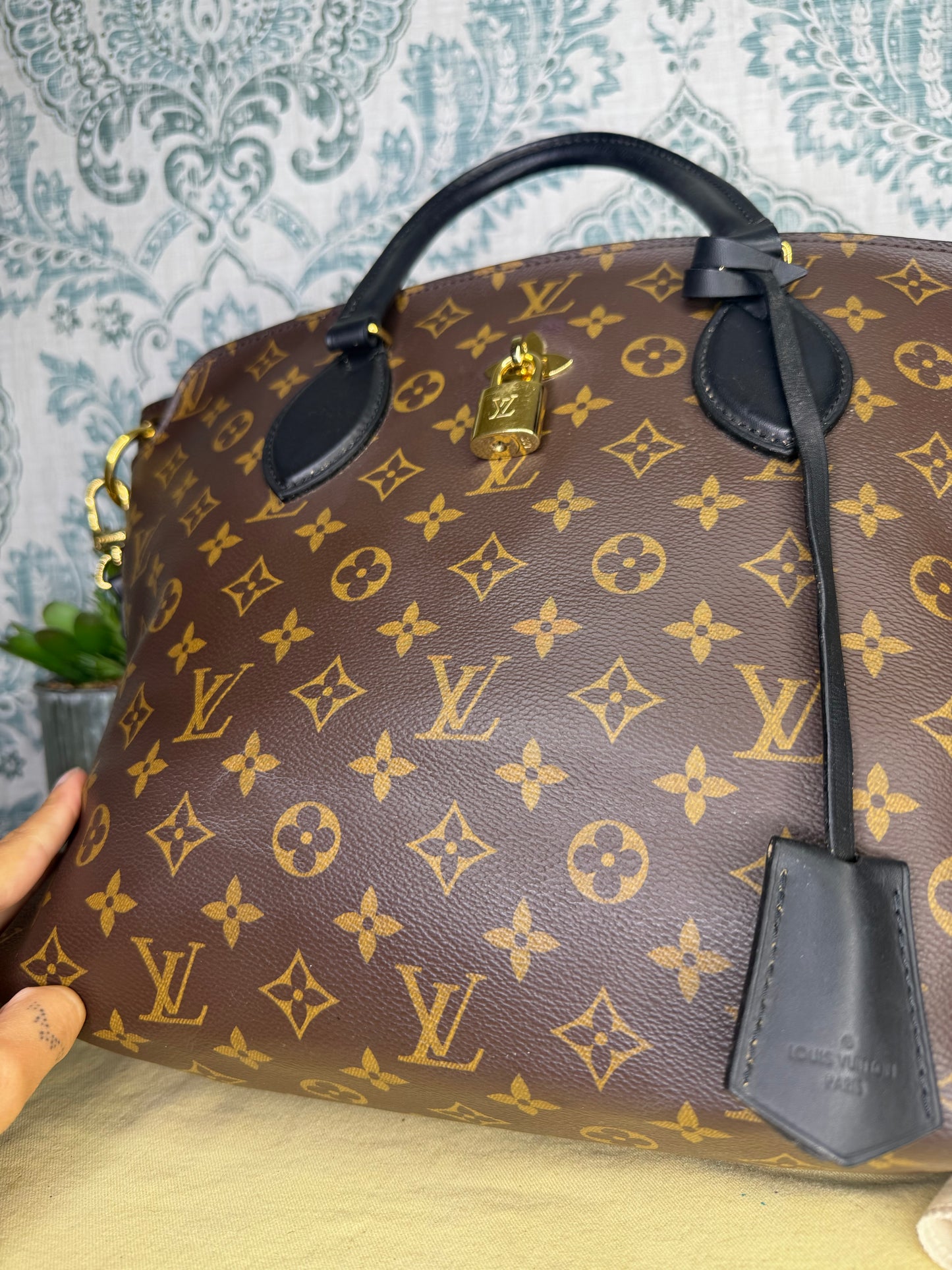 Louis Vuitton Flower Zipped Tote MM Black
