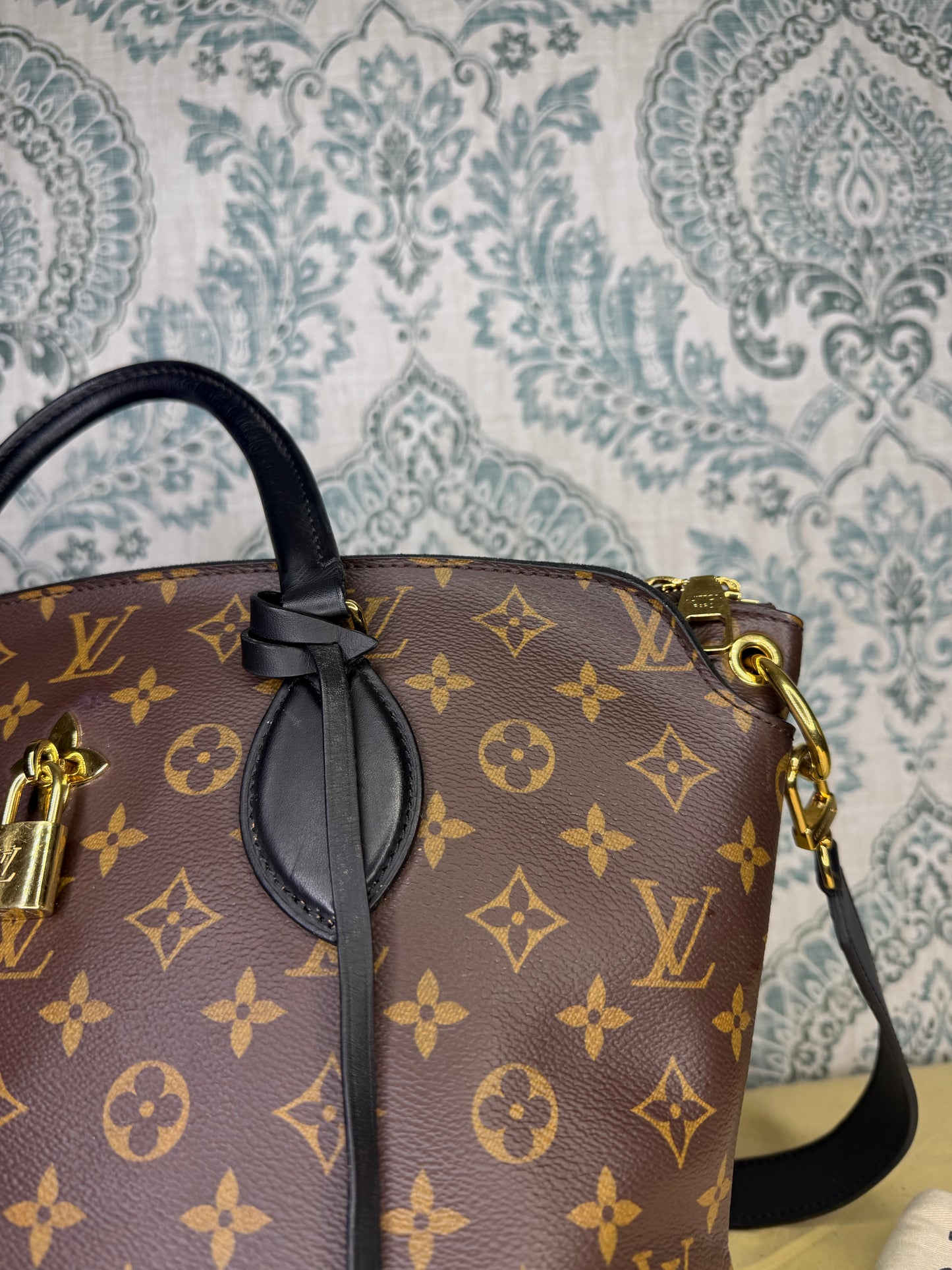 Louis Vuitton Flower Zipped Tote MM Black