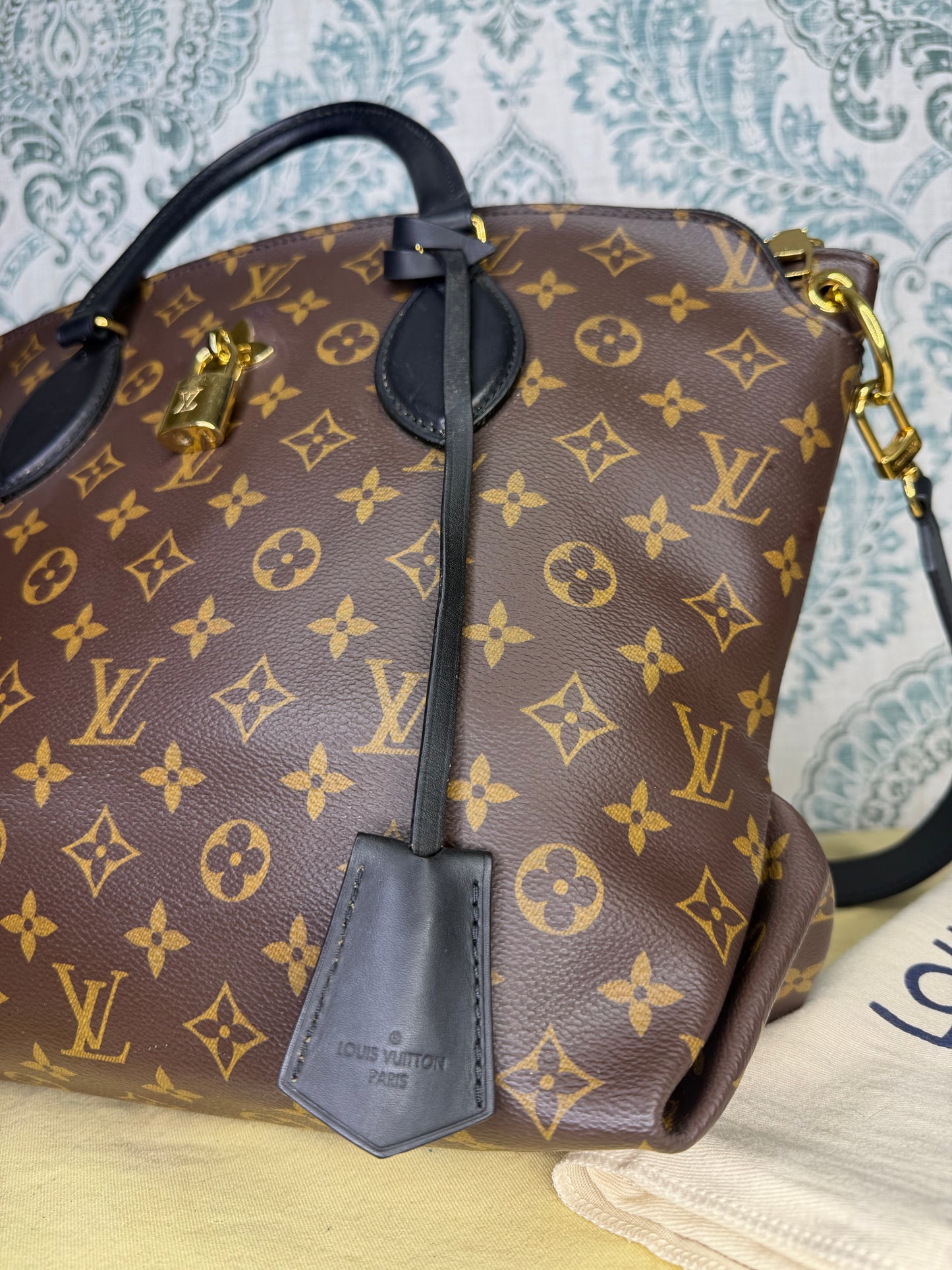 Louis Vuitton Flower Zipped Tote MM Black