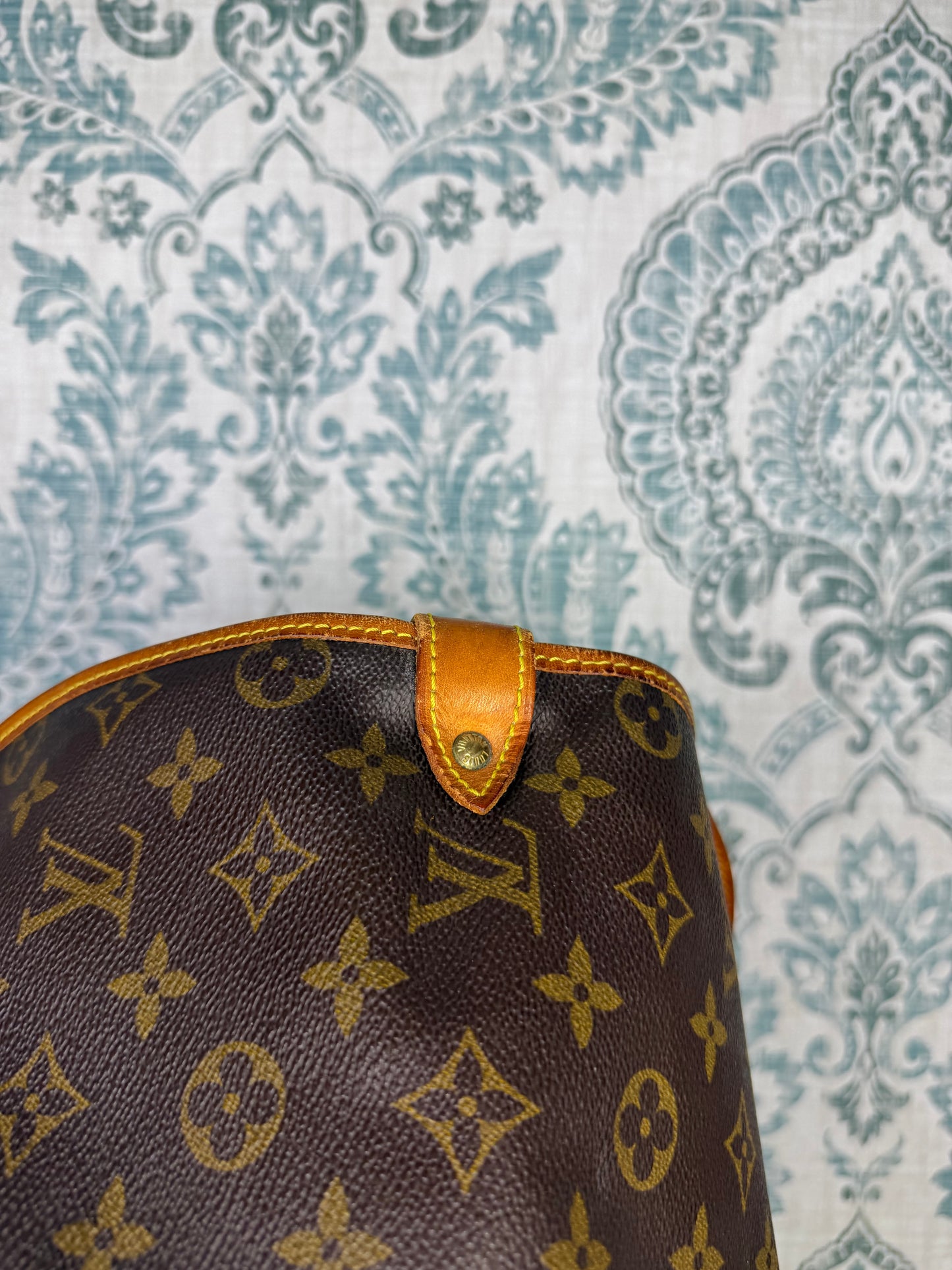 Louis Vuitton Saumur 35
