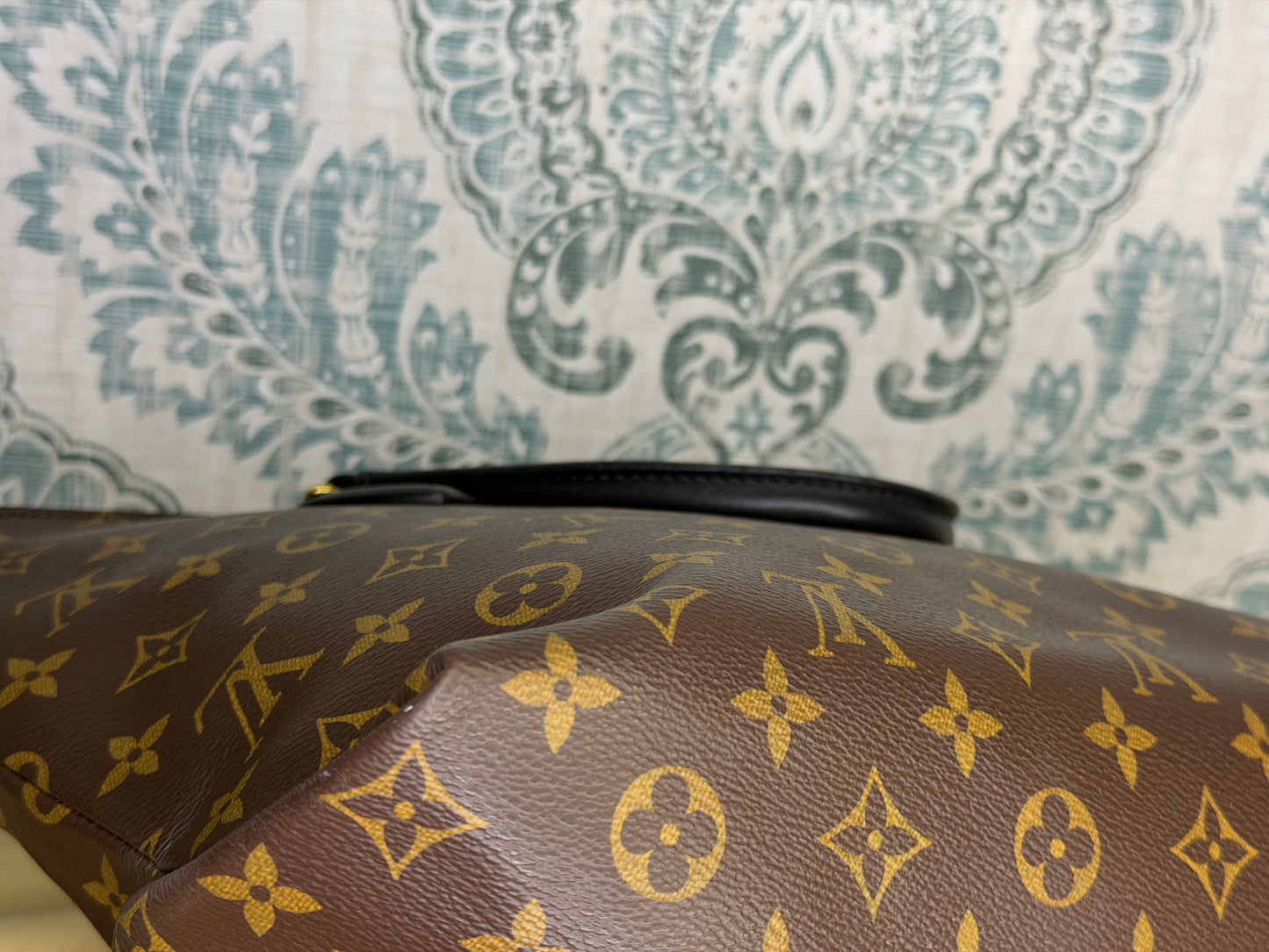 Louis Vuitton Flower Zipped Tote MM Black