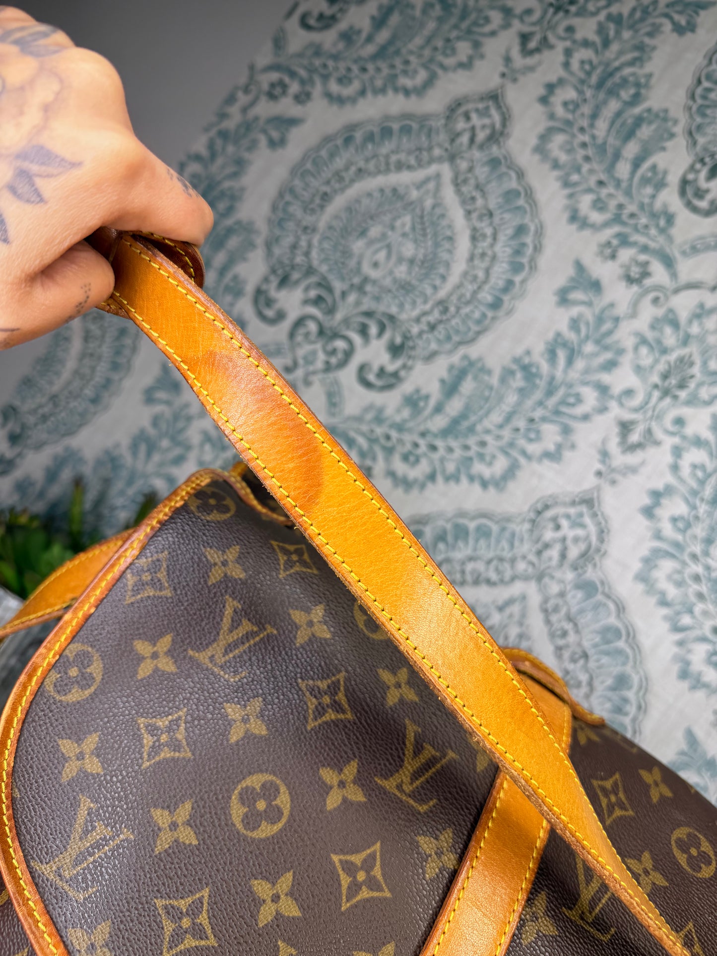 Louis Vuitton Saumur 35