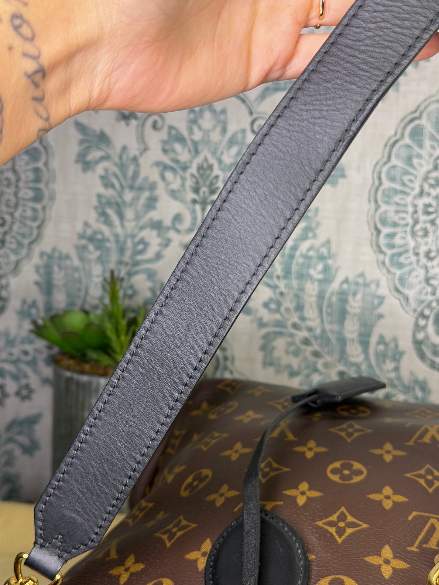 Louis Vuitton Flower Zipped Tote MM Black