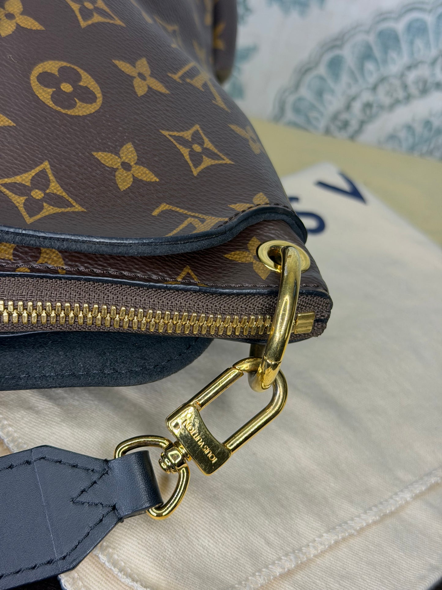Louis Vuitton Flower Zipped Tote MM Black