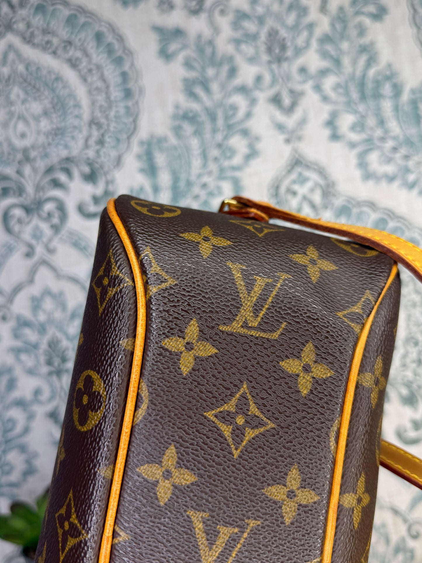 Louis Vuitton Blois