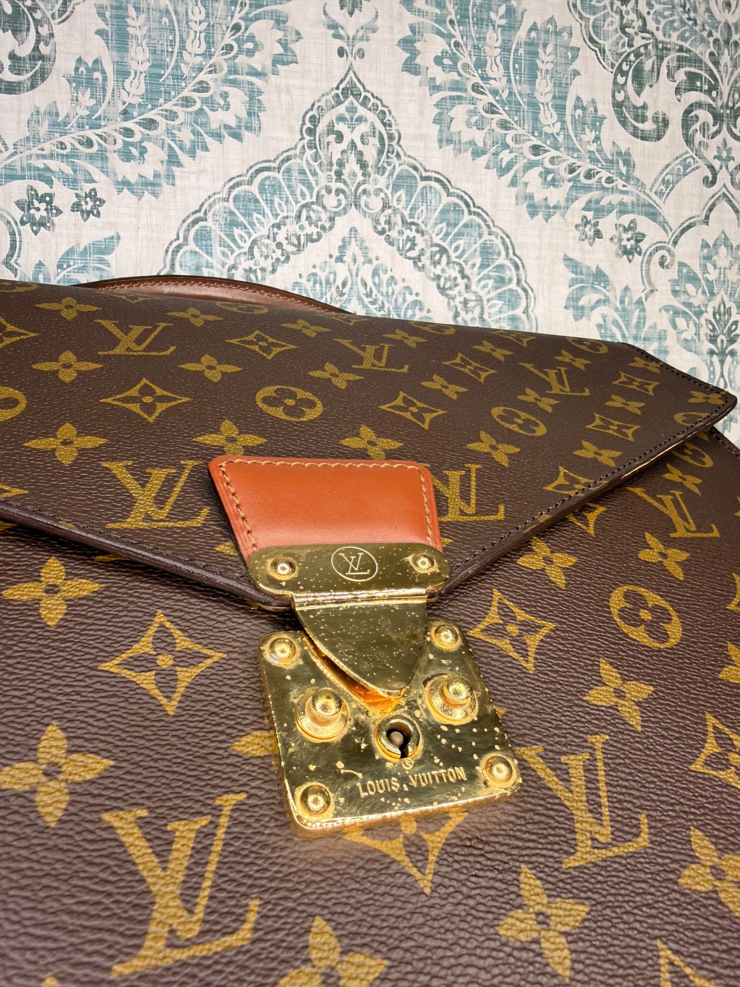 Louis Vuitton Porte Documents Bandouliere Briefcase