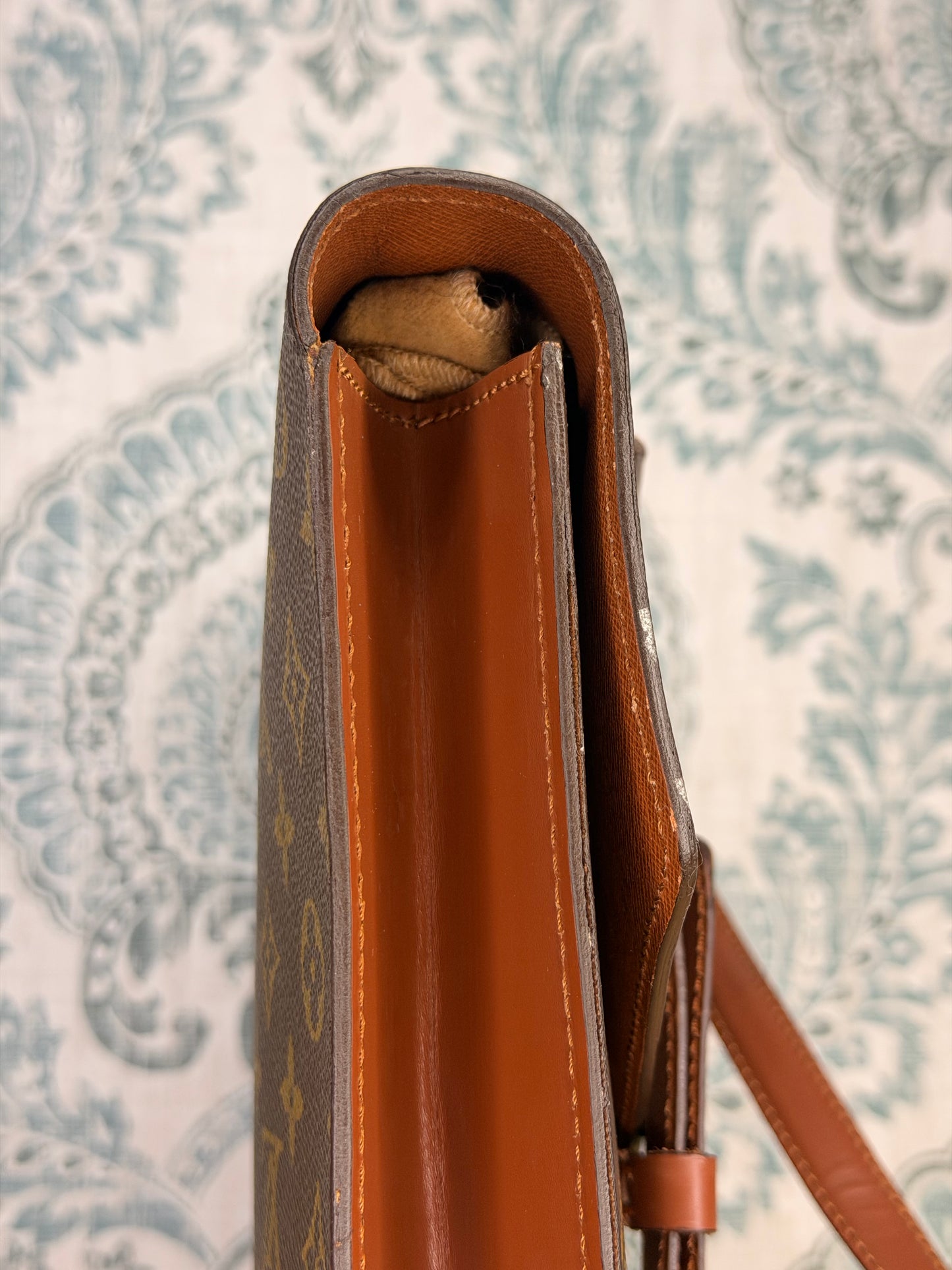 Louis Vuitton Porte Documents Bandouliere Briefcase