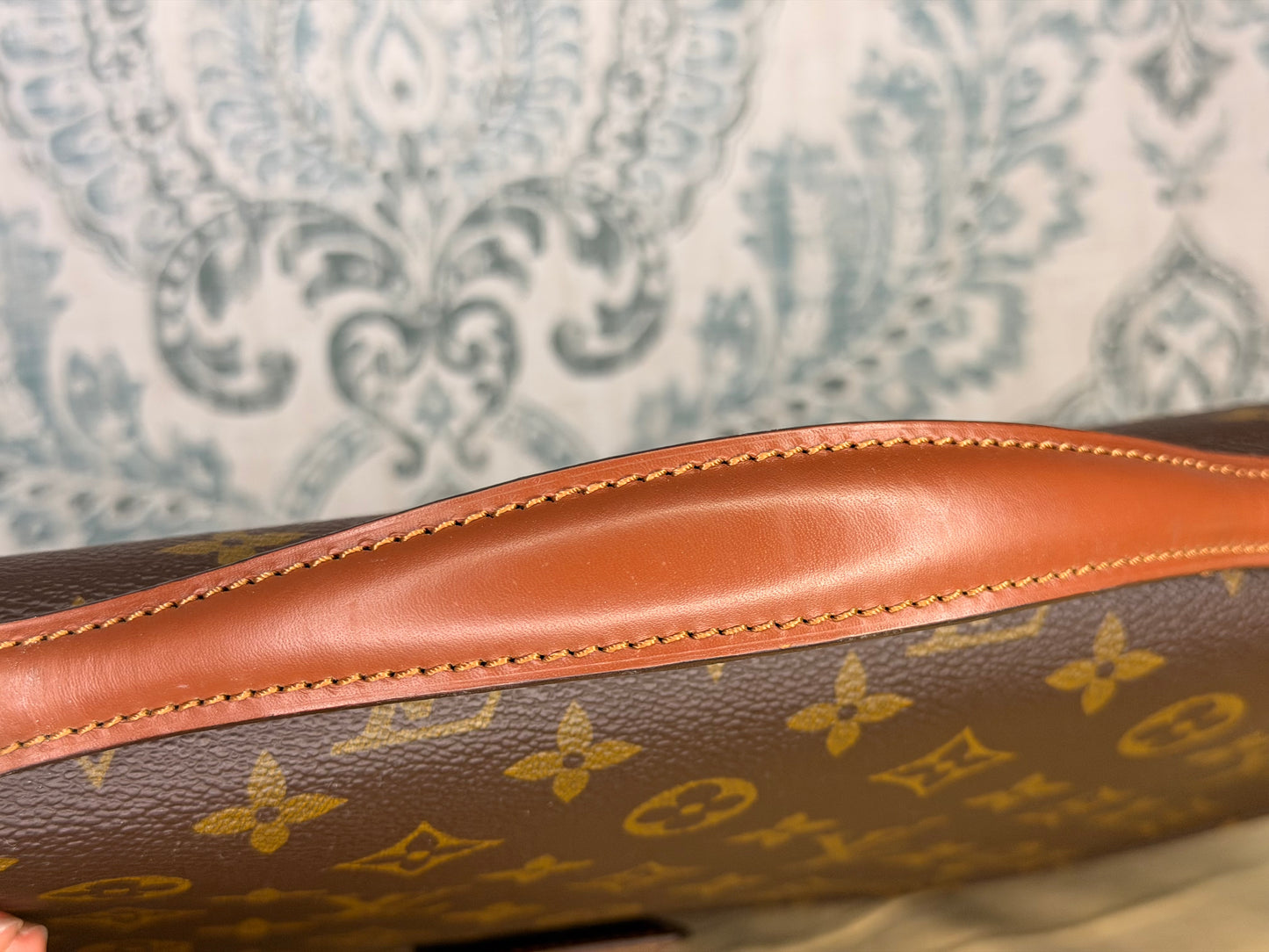 Louis Vuitton Porte Documents Bandouliere Briefcase