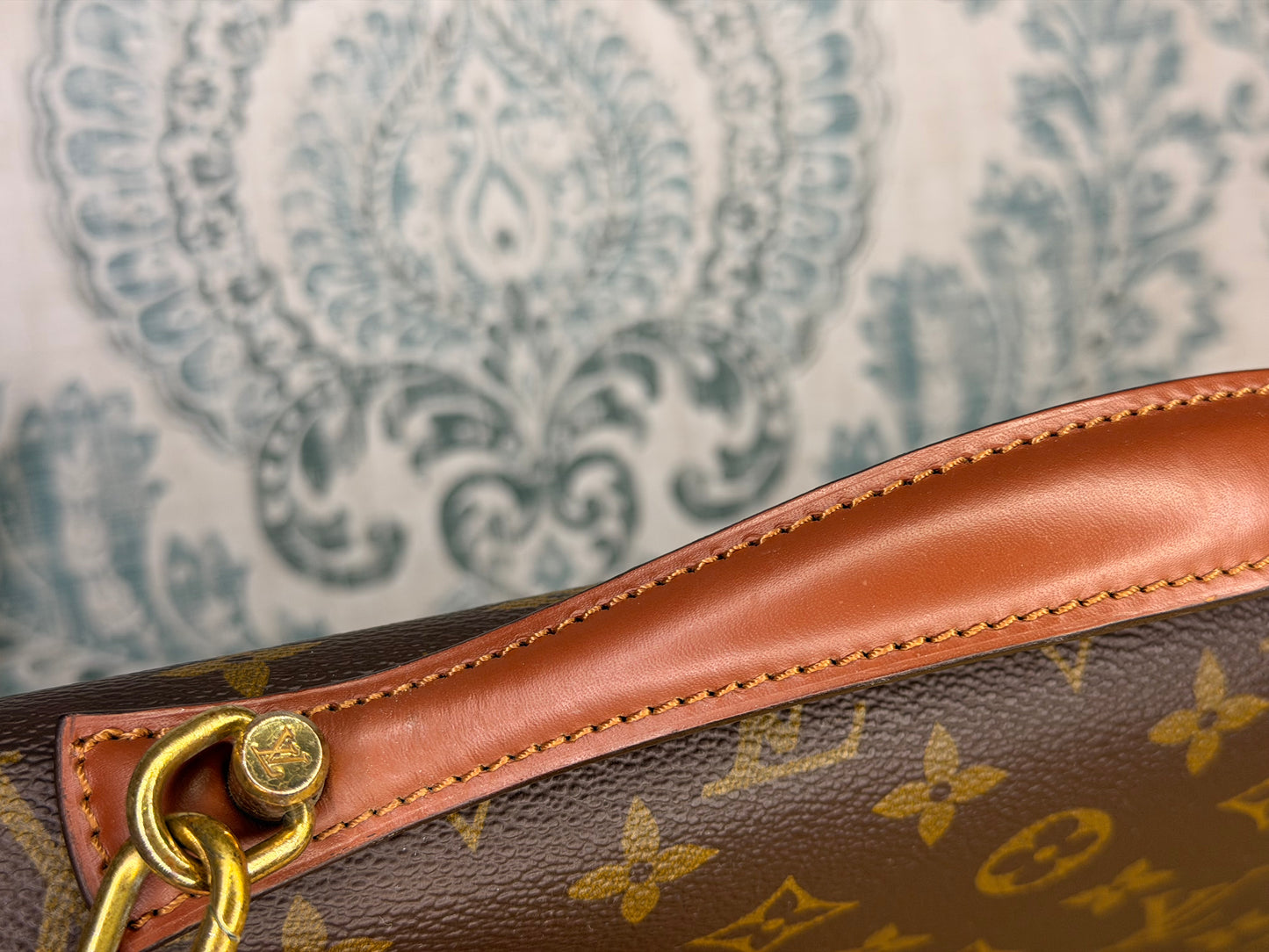 Louis Vuitton Porte Documents Bandouliere Briefcase