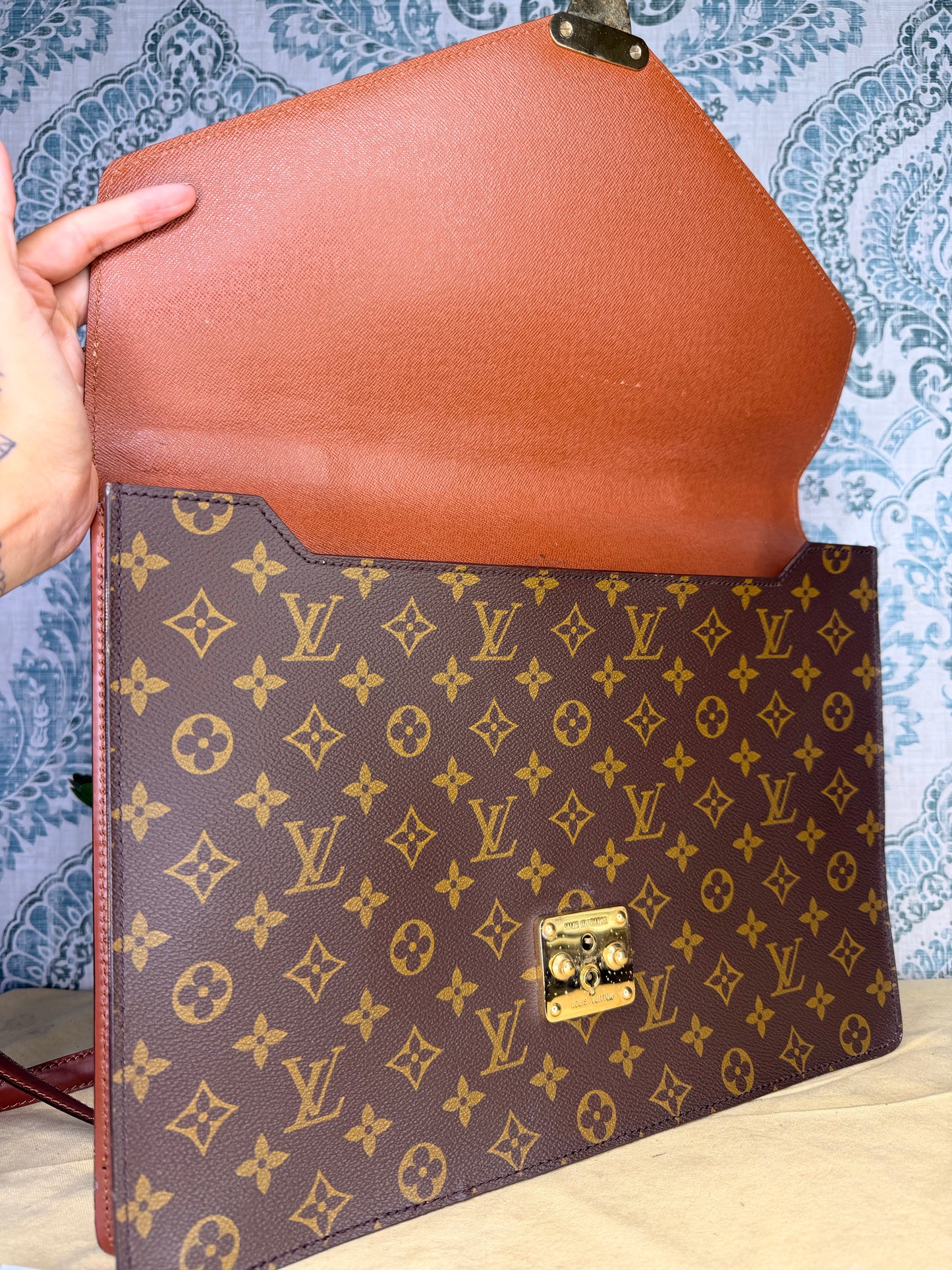 Louis Vuitton Porte Documents Bandouliere Briefcase