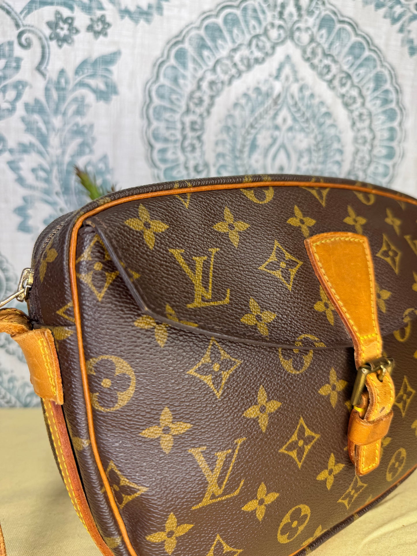 Louis Vuitton Jeune Fille MM #1