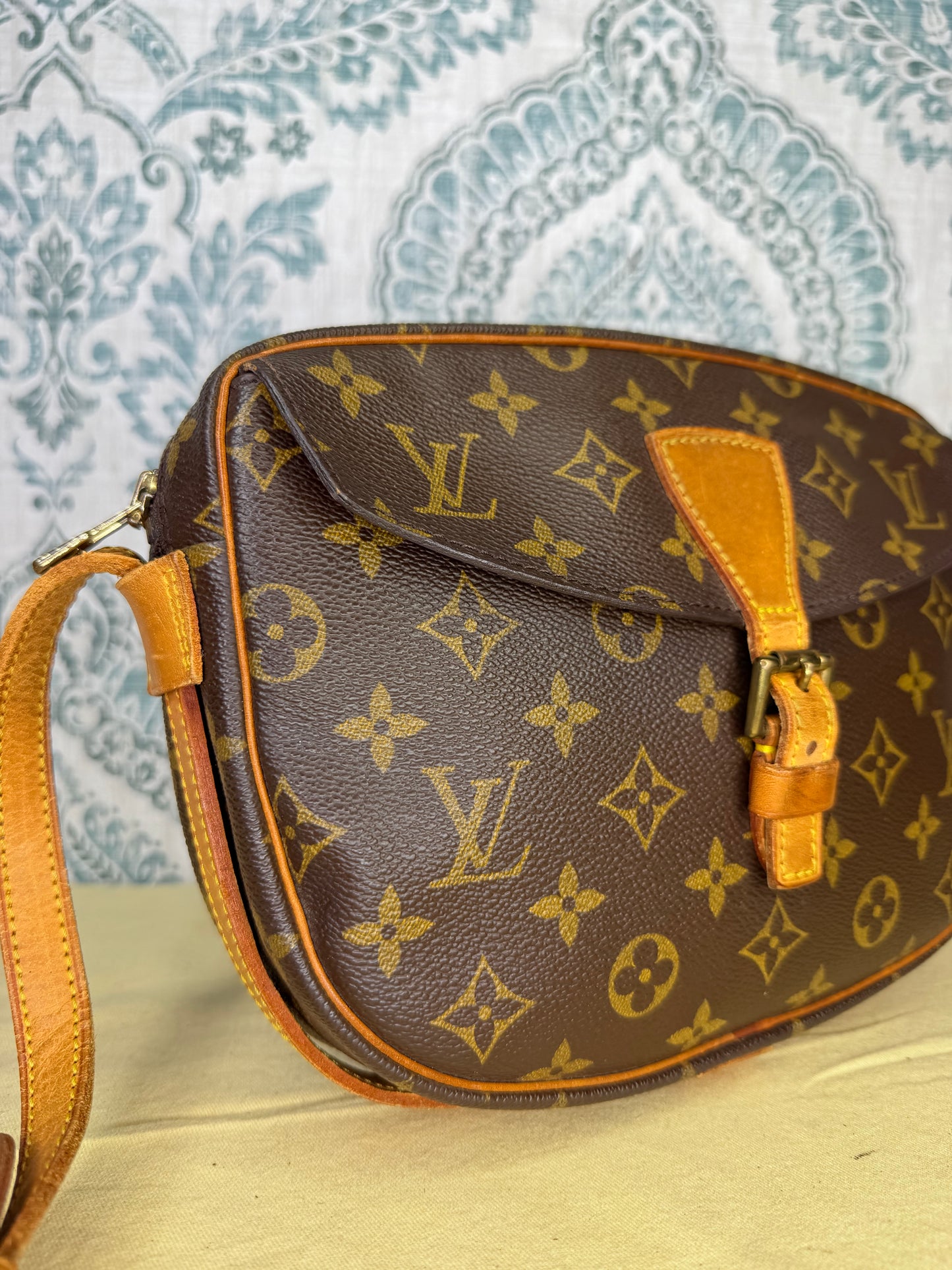 Louis Vuitton Jeune Fille MM #1