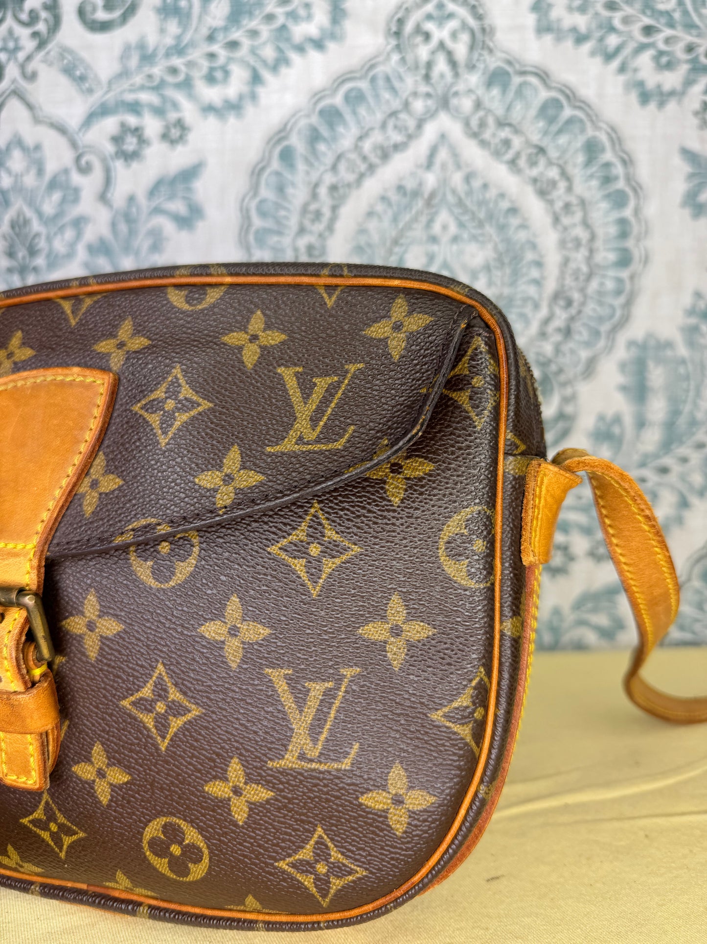 Louis Vuitton Jeune Fille MM #1