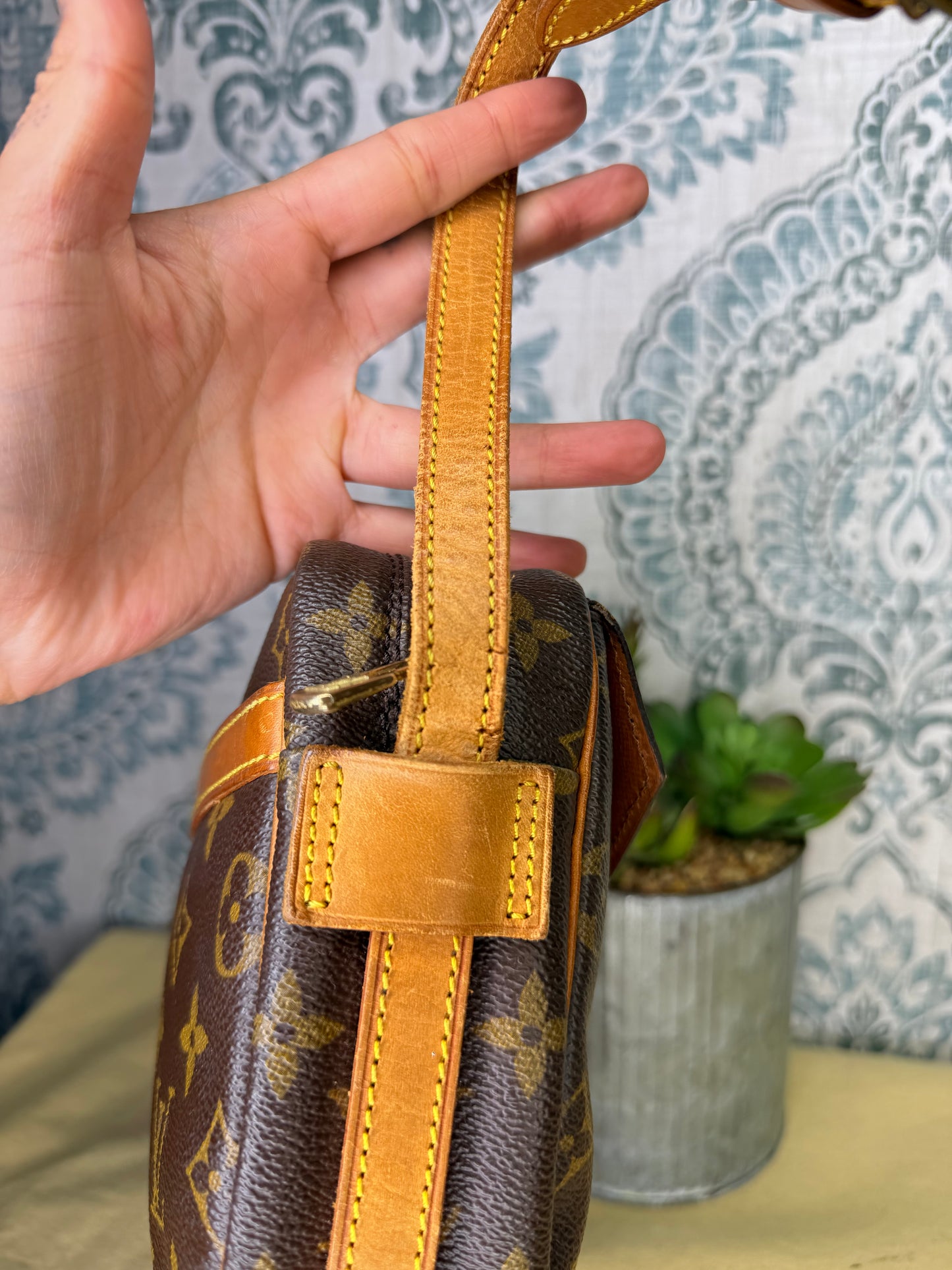 Louis Vuitton Jeune Fille MM #1