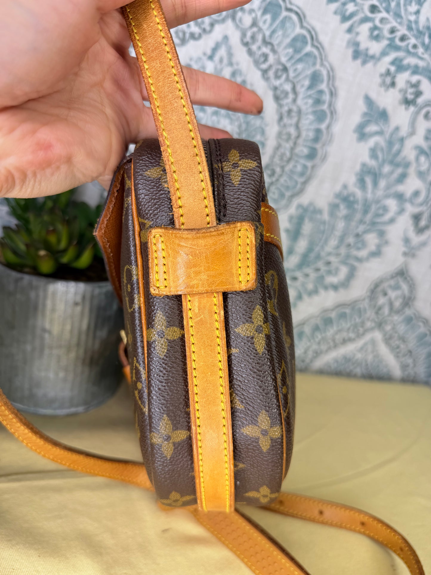 Louis Vuitton Jeune Fille MM #1