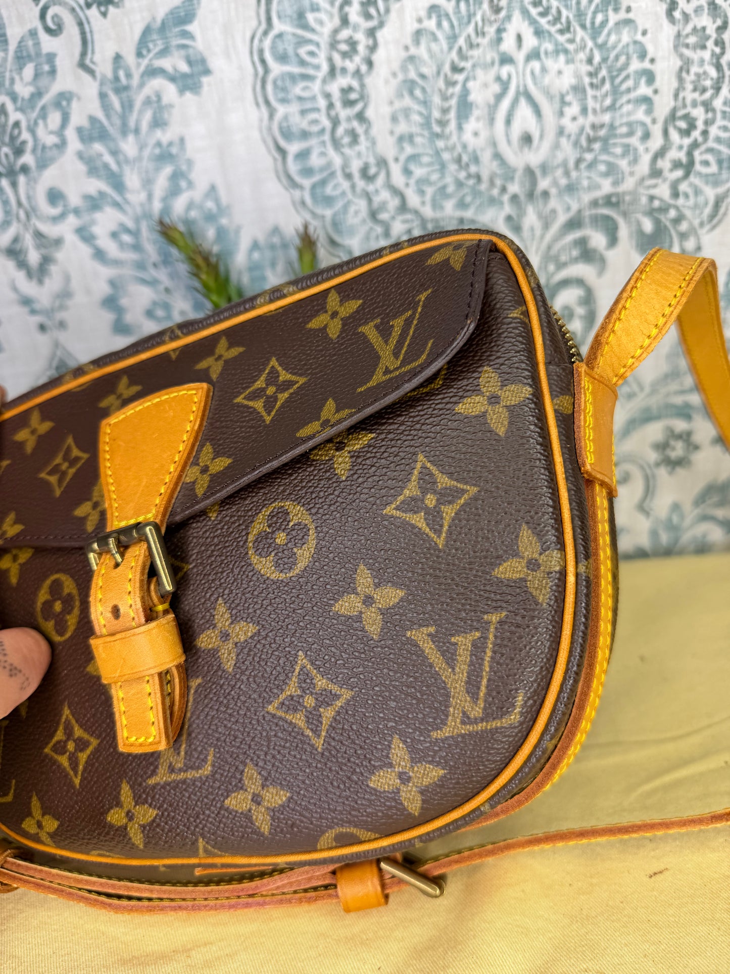 Louis Vuitton Jeune Fille PM