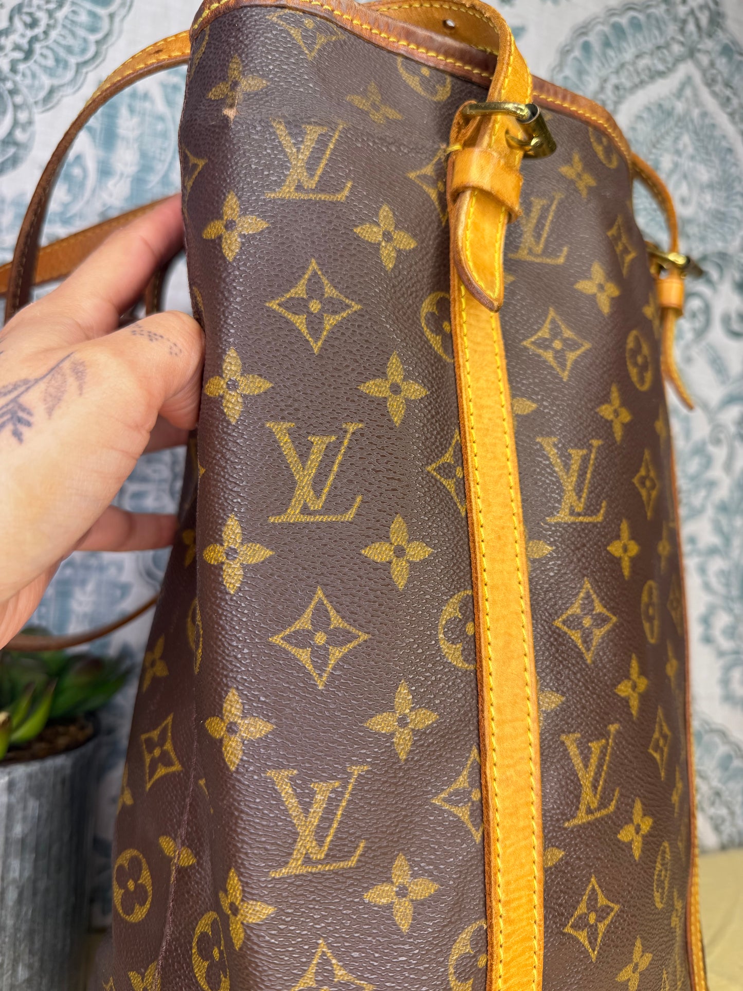 Louis Vuitton Bucket GM