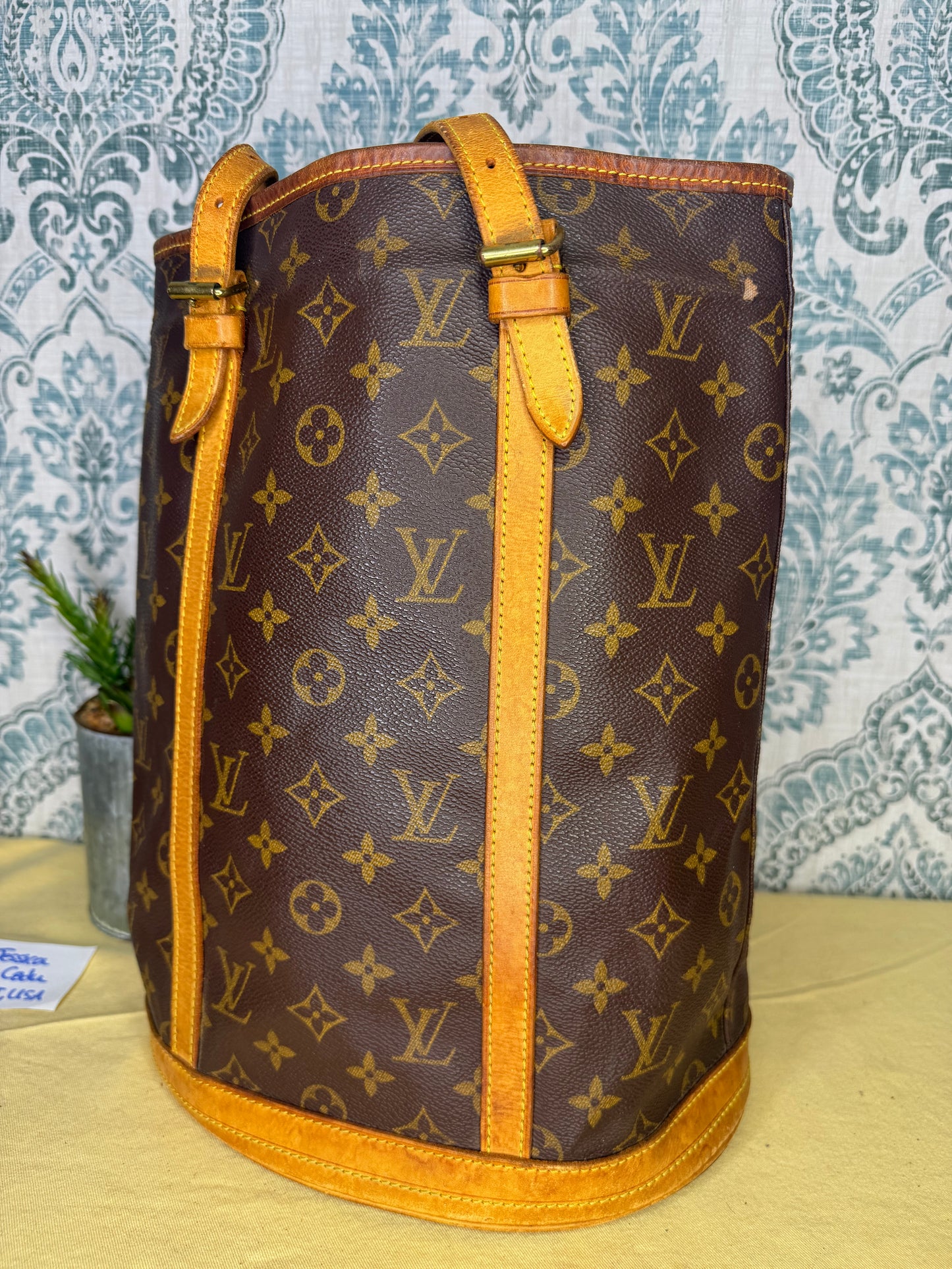 Louis Vuitton Bucket GM