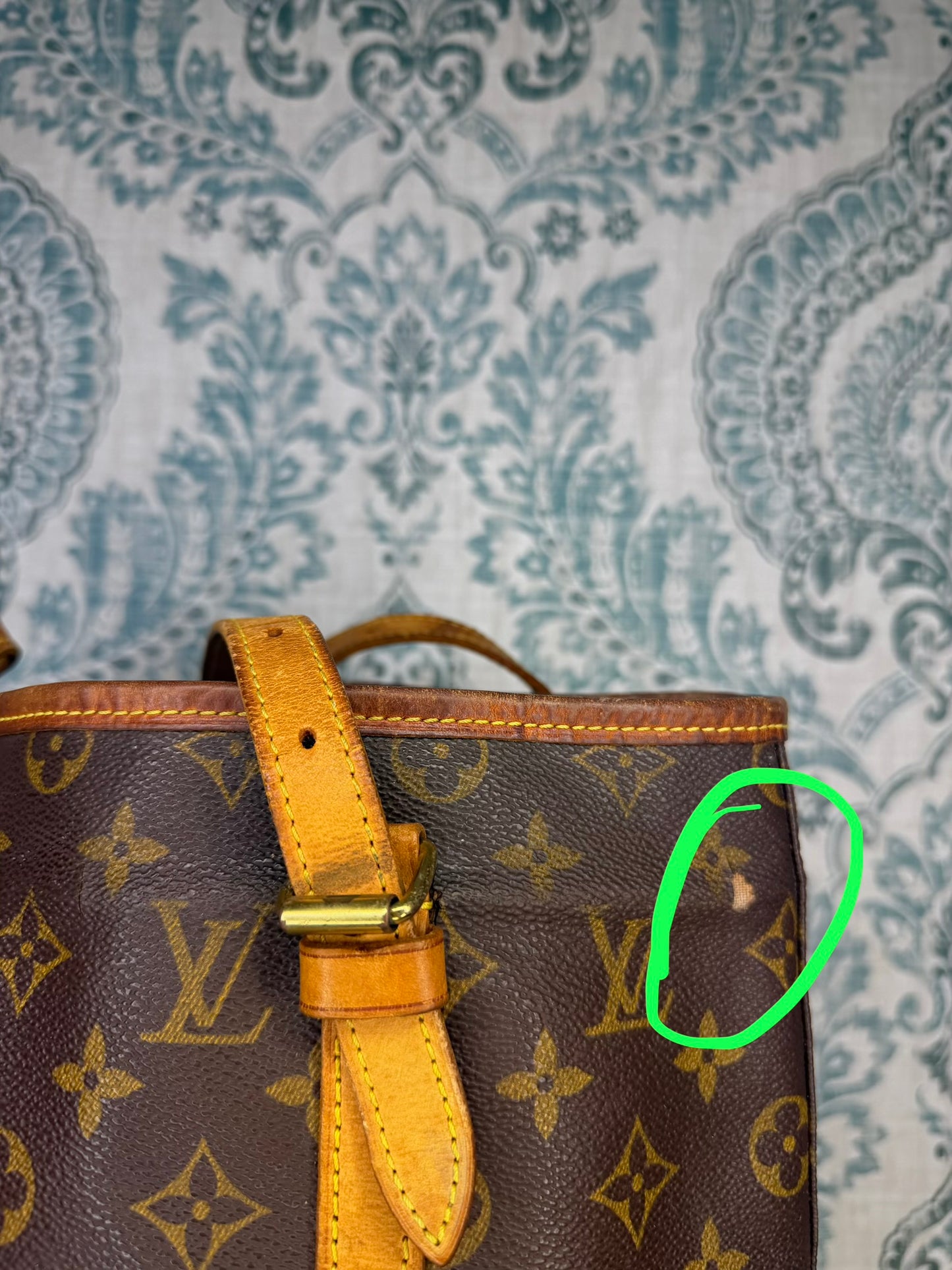 Louis Vuitton Bucket GM