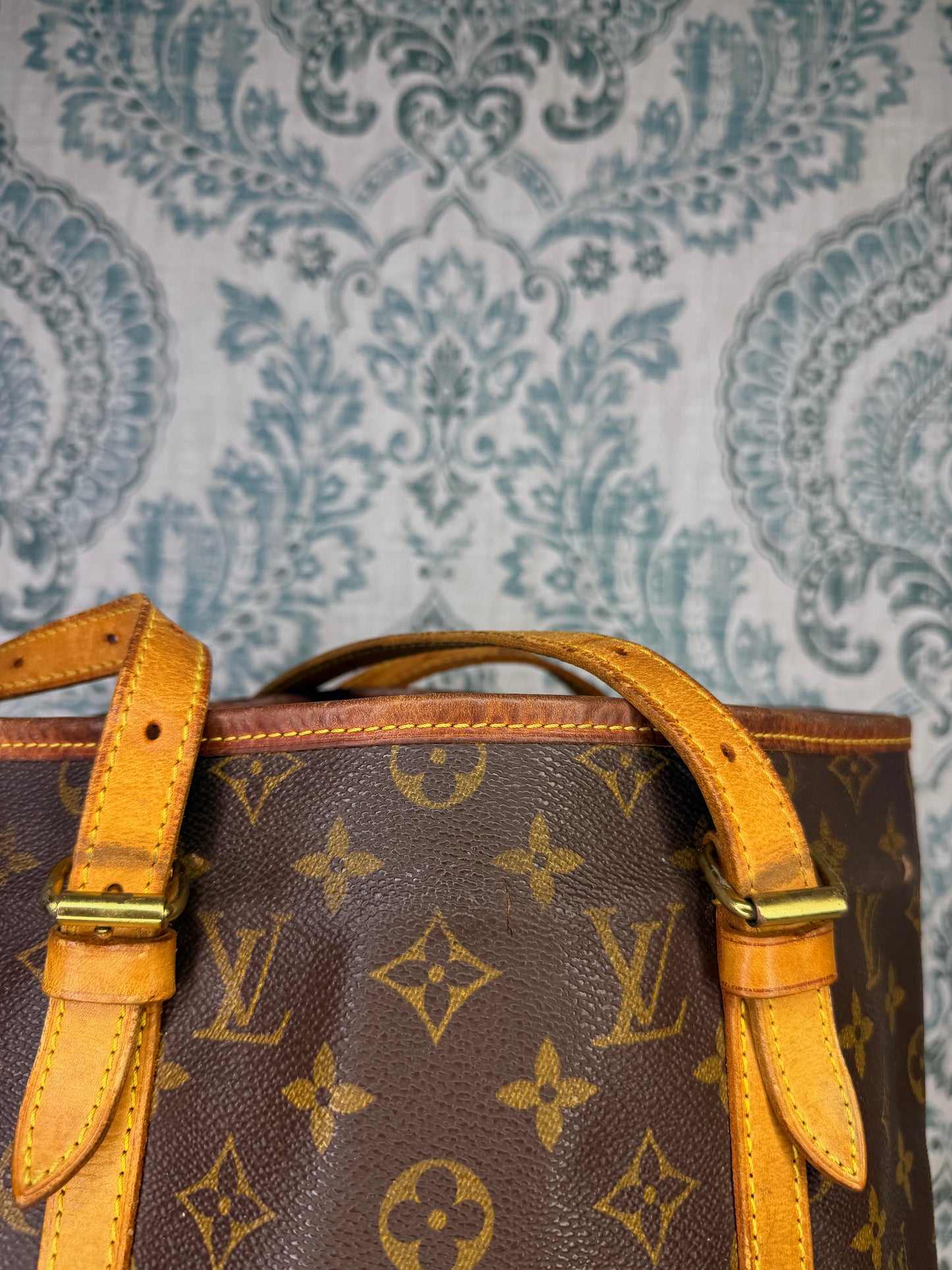 Louis Vuitton Bucket GM