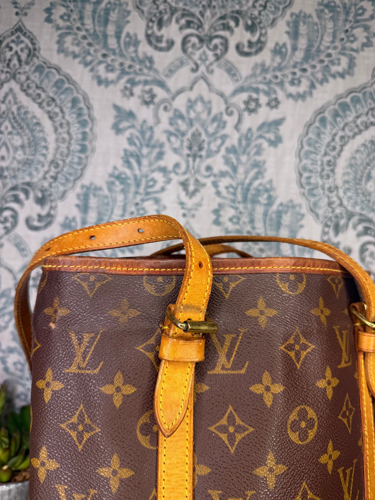 Louis Vuitton Bucket GM
