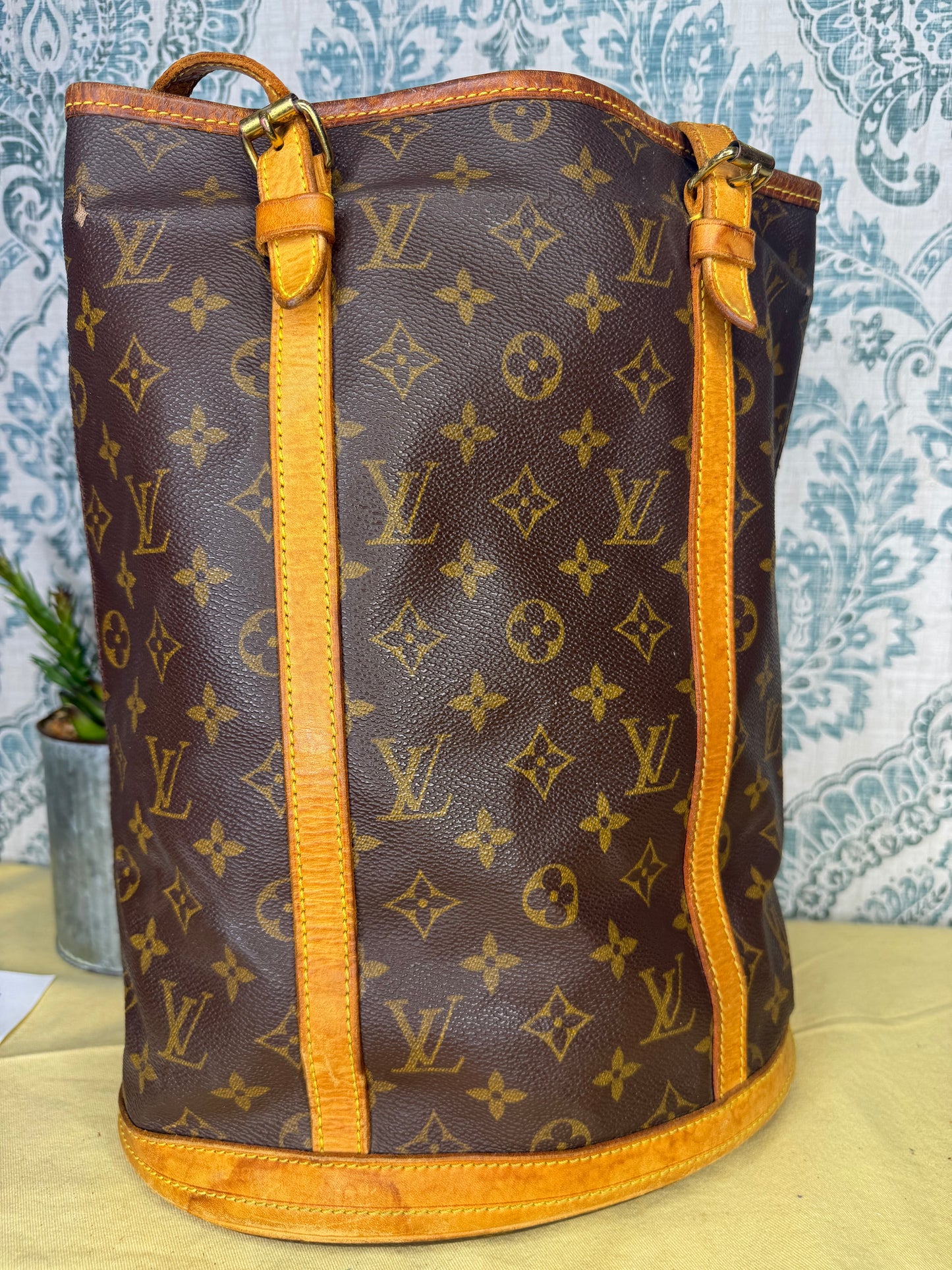 Louis Vuitton Bucket GM