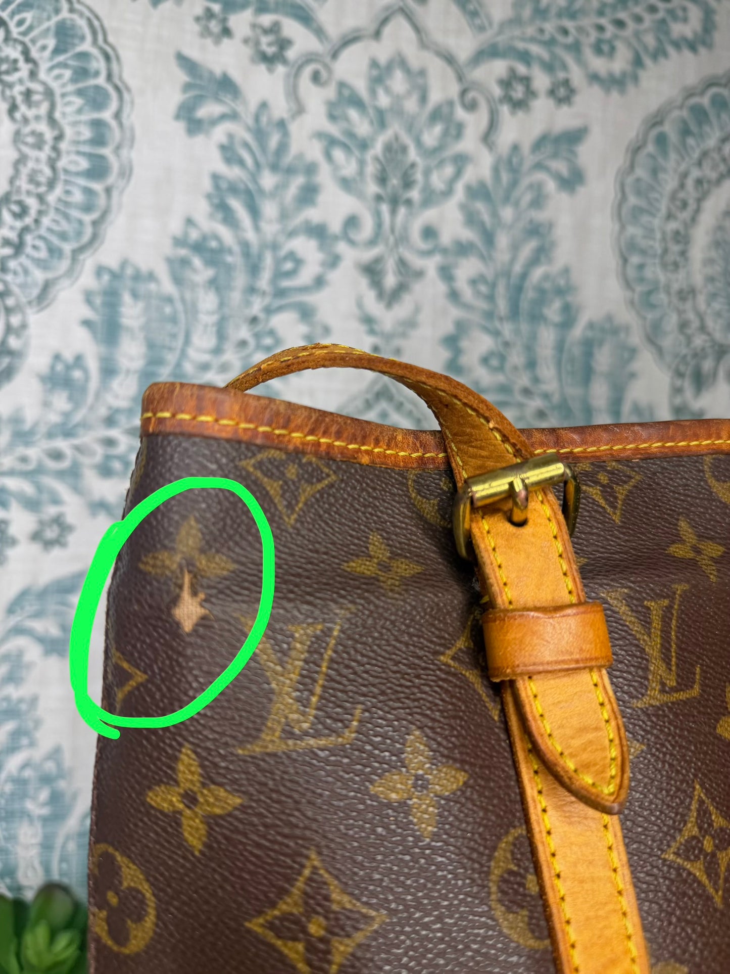 Louis Vuitton Bucket GM