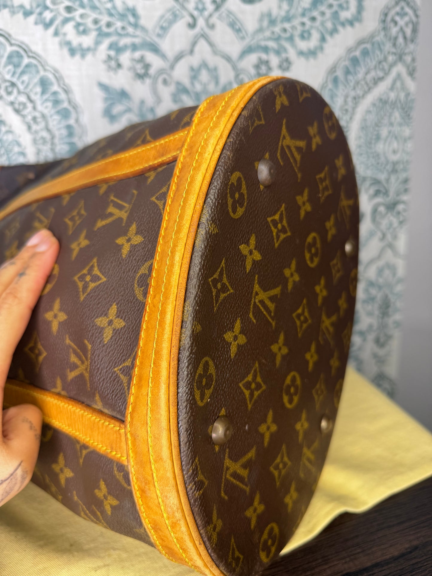 Louis Vuitton Bucket GM