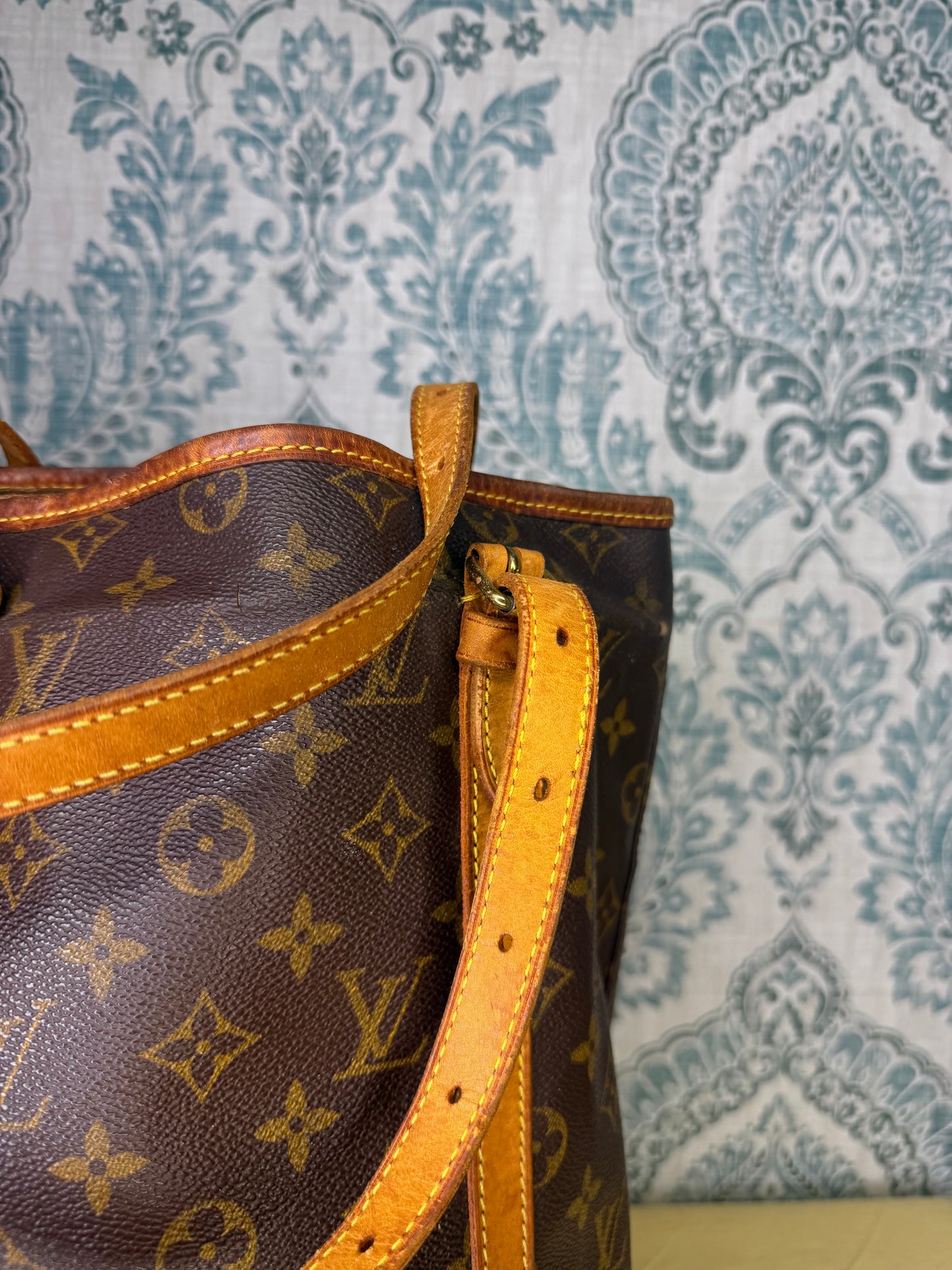 Louis Vuitton Bucket GM