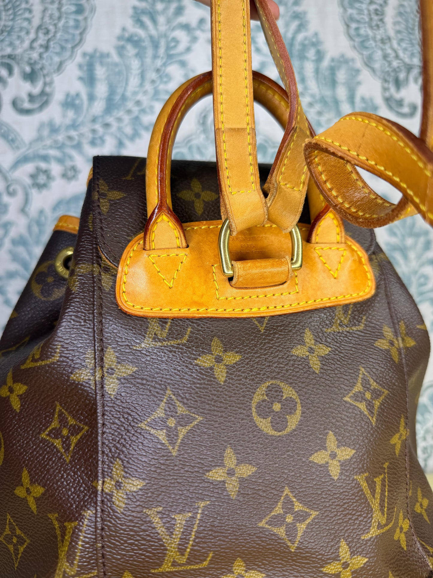 Louis Vuitton Montsouris PM