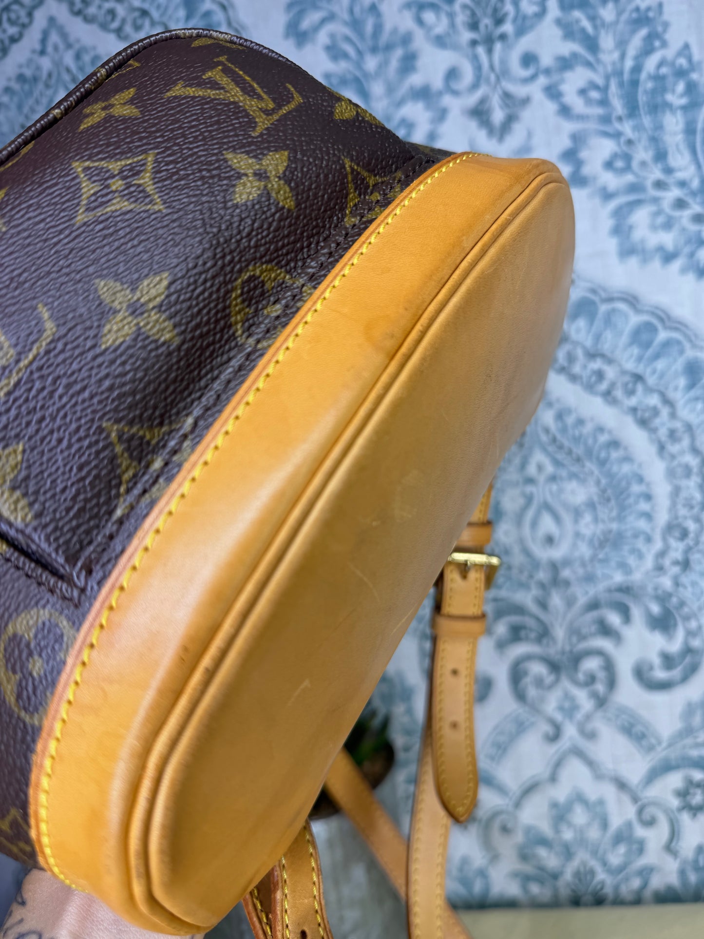 Louis Vuitton Montsouris PM
