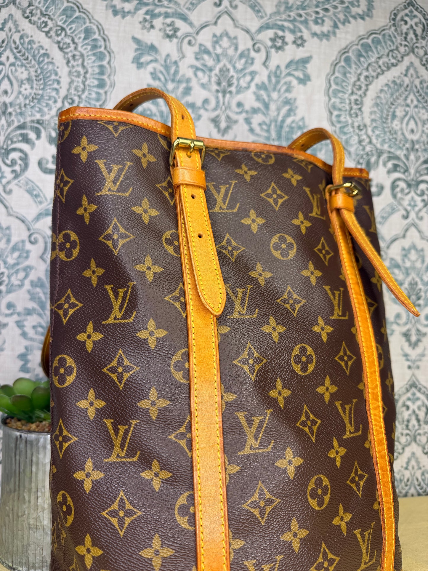 Louis Vuitton Bucket GM #1