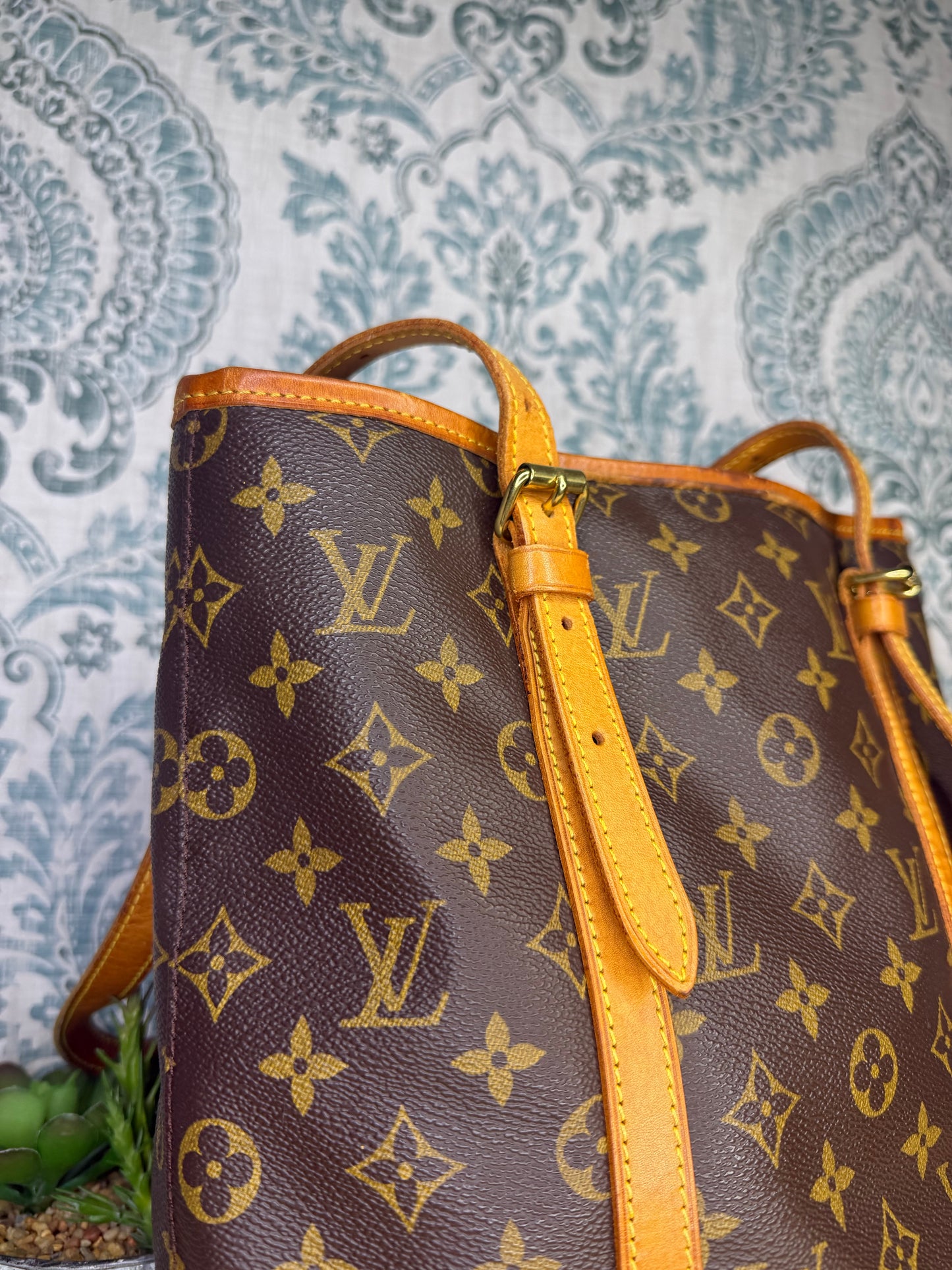 Louis Vuitton Bucket GM #1