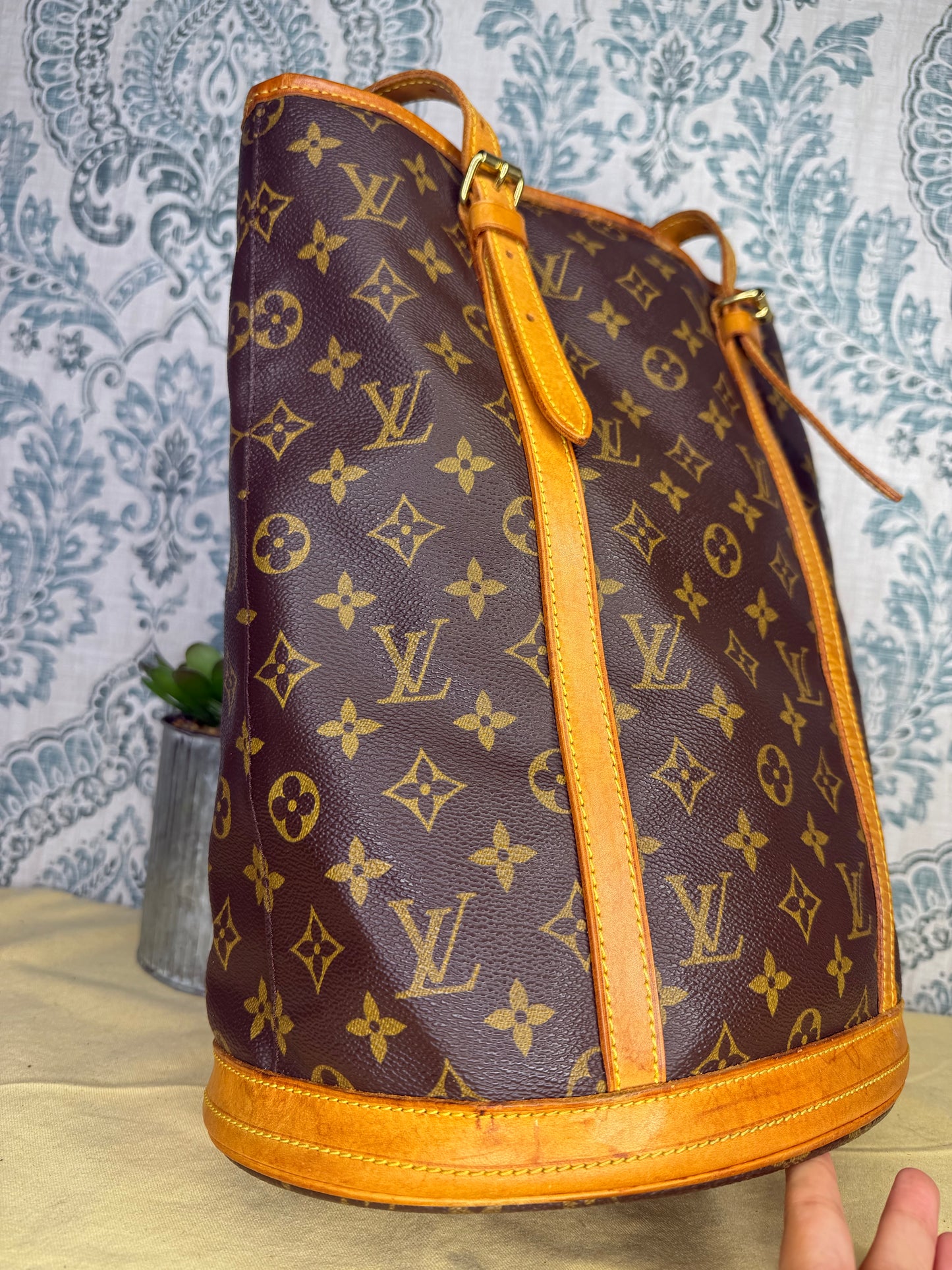Louis Vuitton Bucket GM #1
