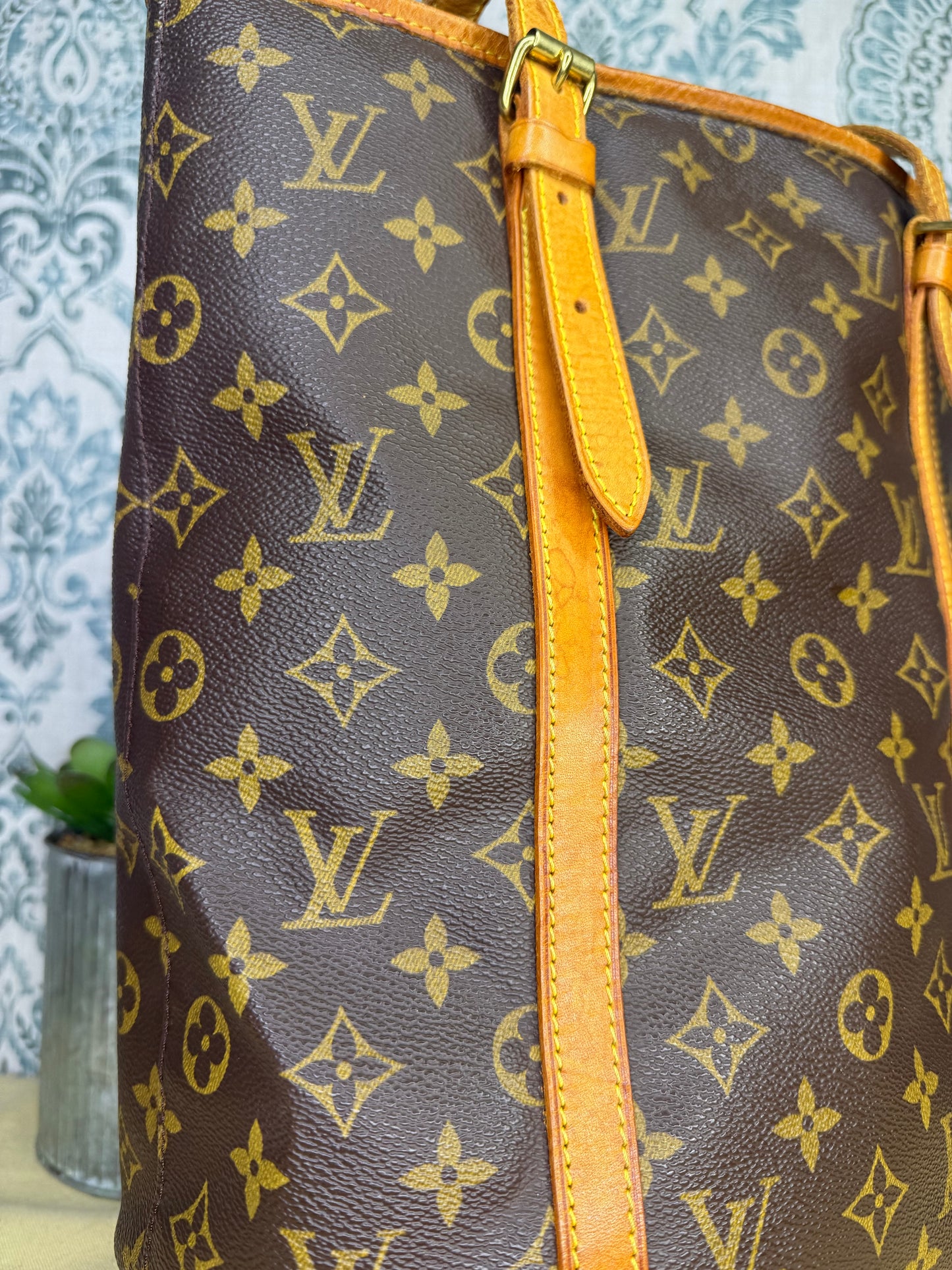 Louis Vuitton Bucket GM #1