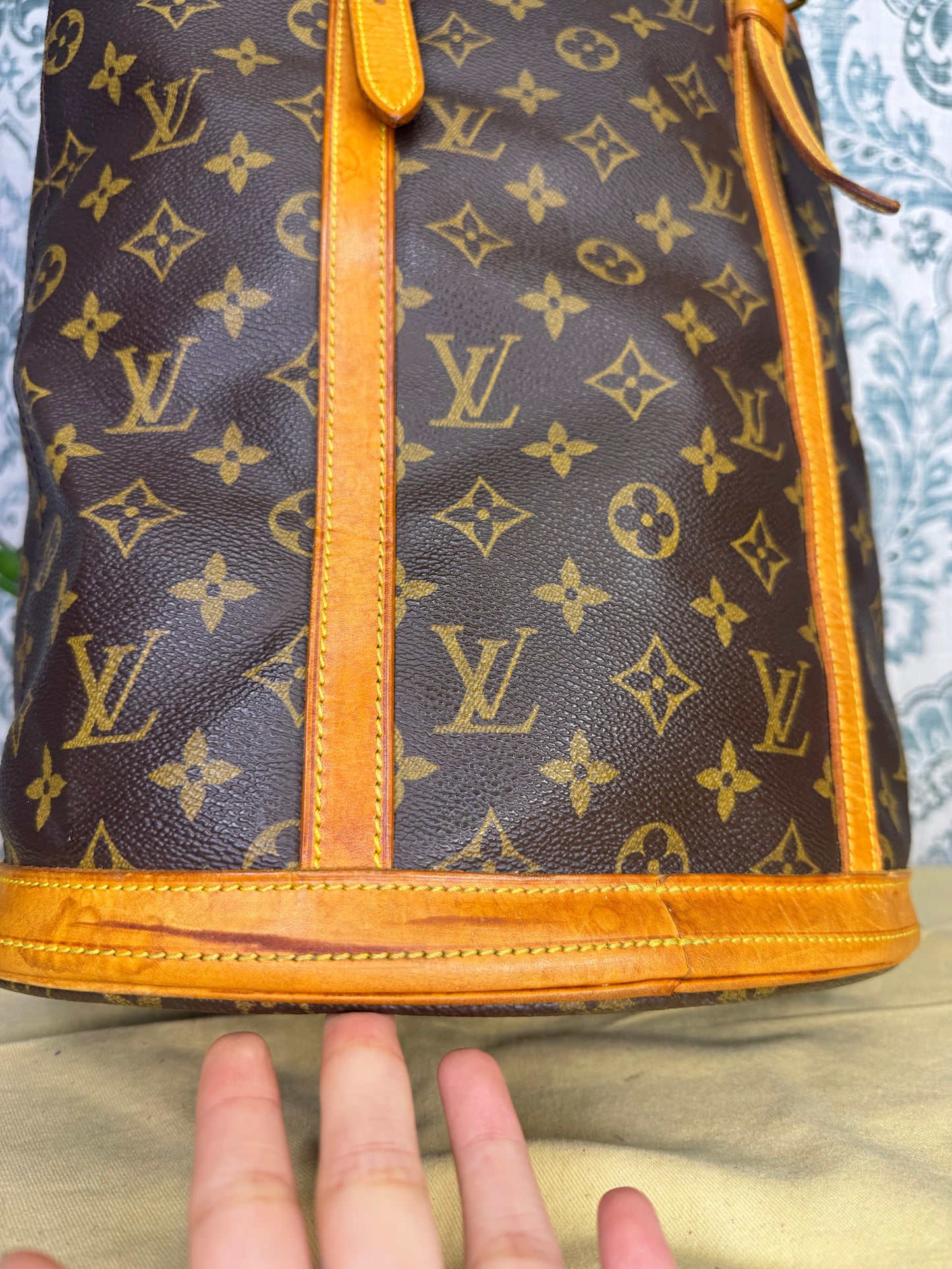 Louis Vuitton Bucket GM #1