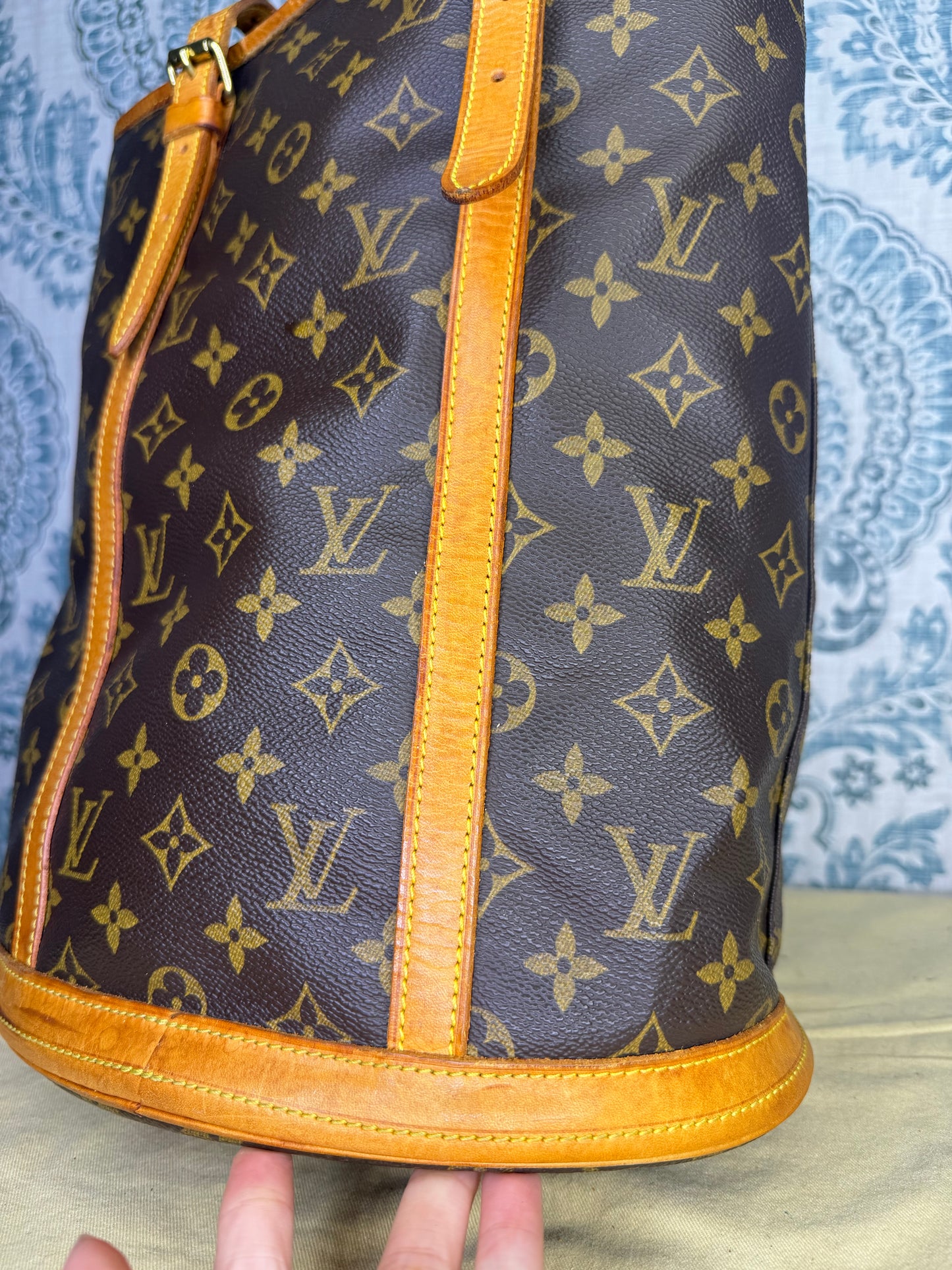 Louis Vuitton Bucket GM #1