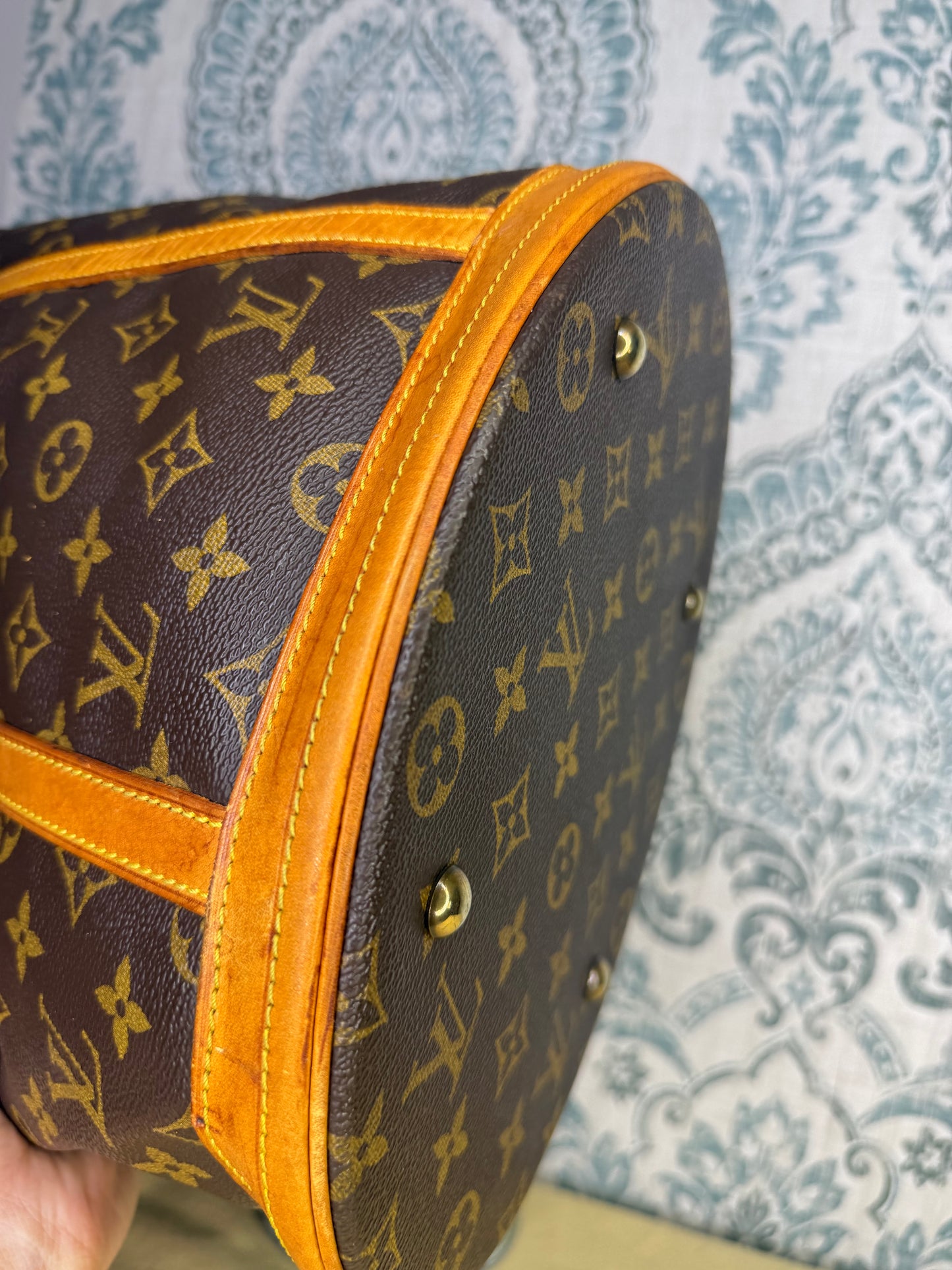 Louis Vuitton Bucket GM #1