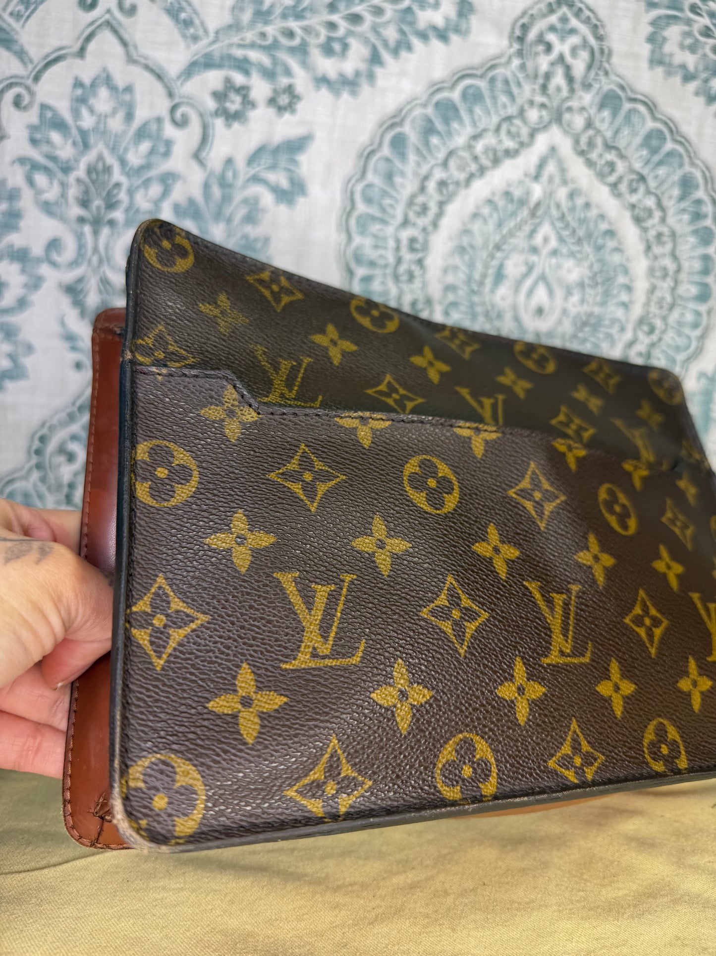 Louis Vuitton Pochette Homme
