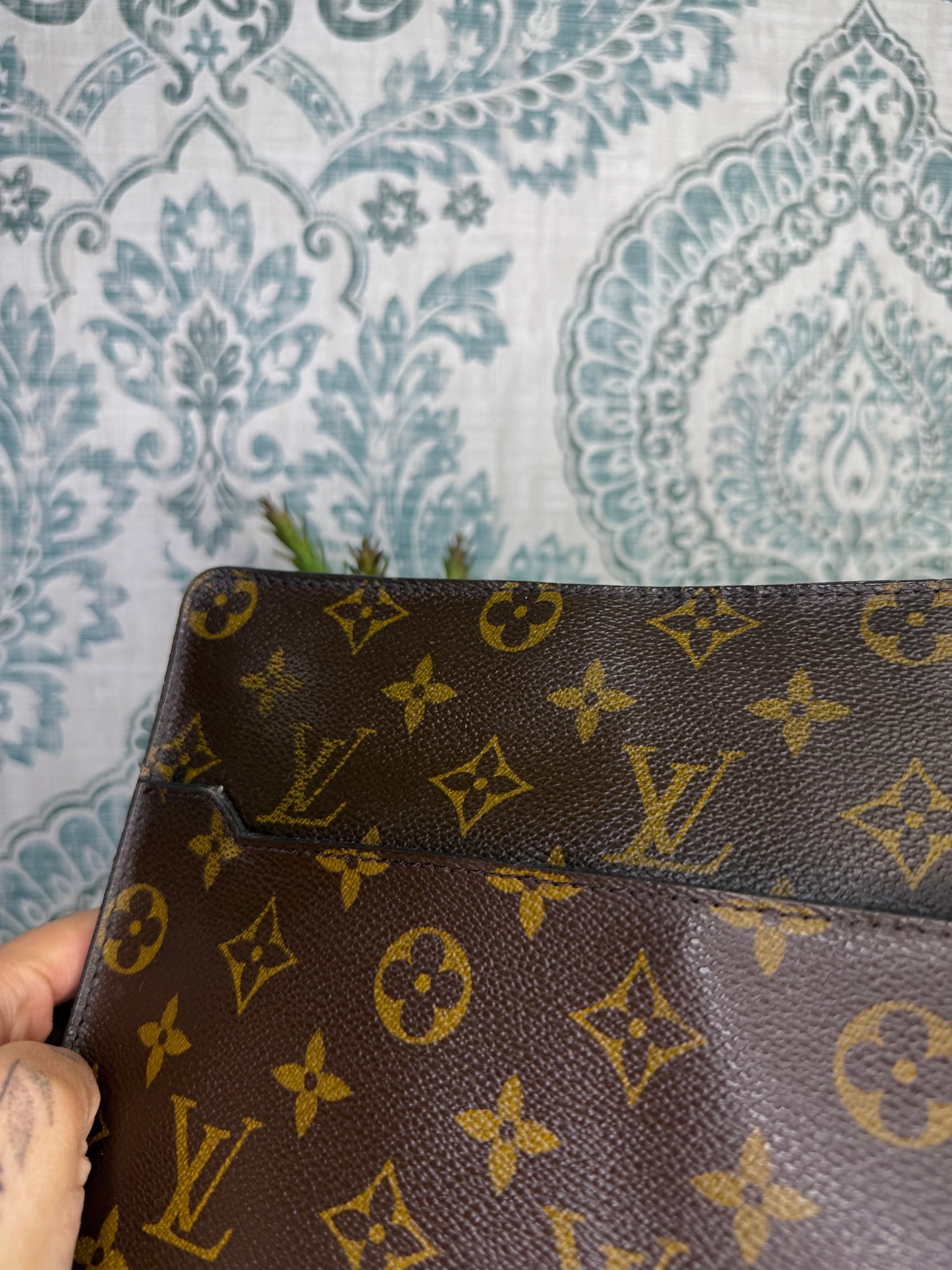 Louis Vuitton Pochette Homme