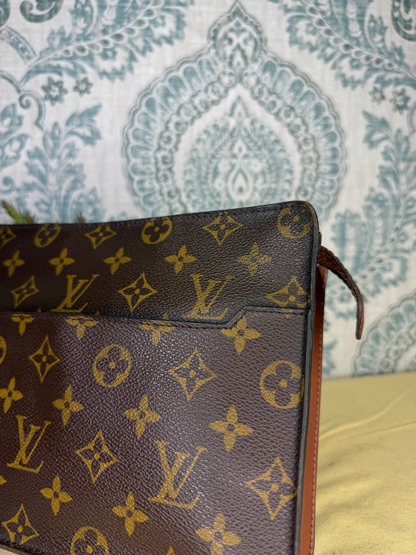 Louis Vuitton Pochette Homme