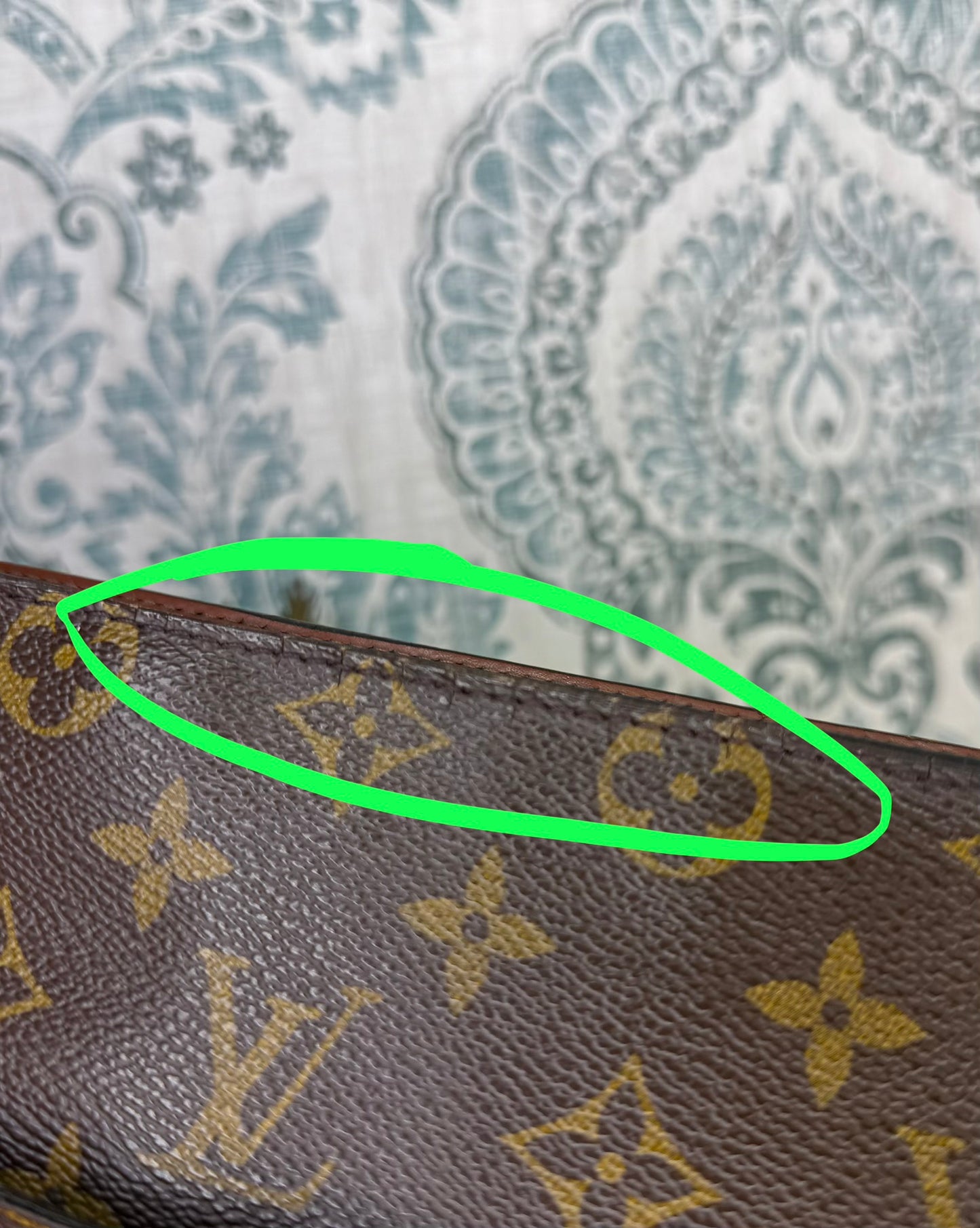 Louis Vuitton Pochette Homme