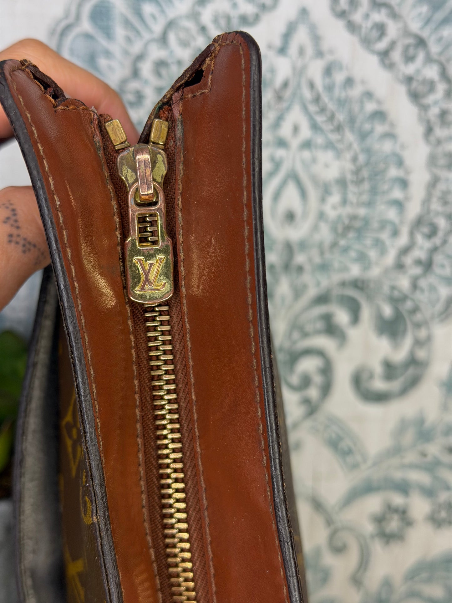 Louis Vuitton Pochette Homme