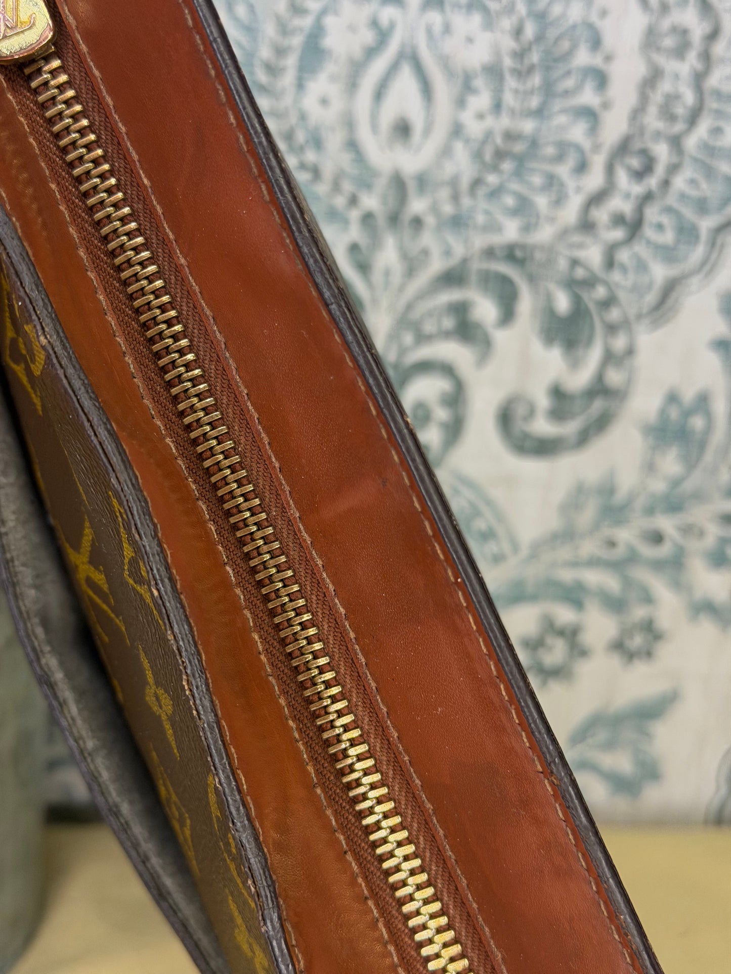 Louis Vuitton Pochette Homme