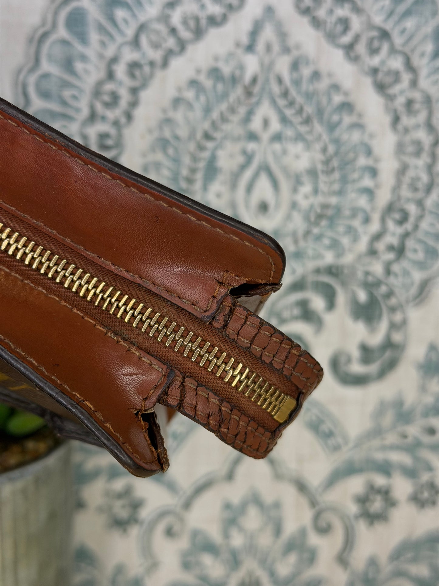 Louis Vuitton Pochette Homme