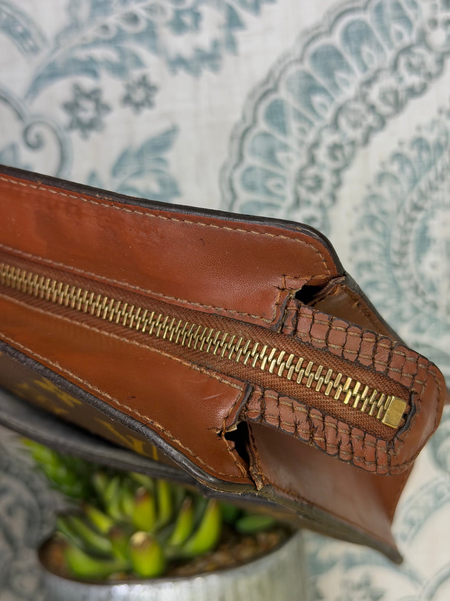 Louis Vuitton Pochette Homme